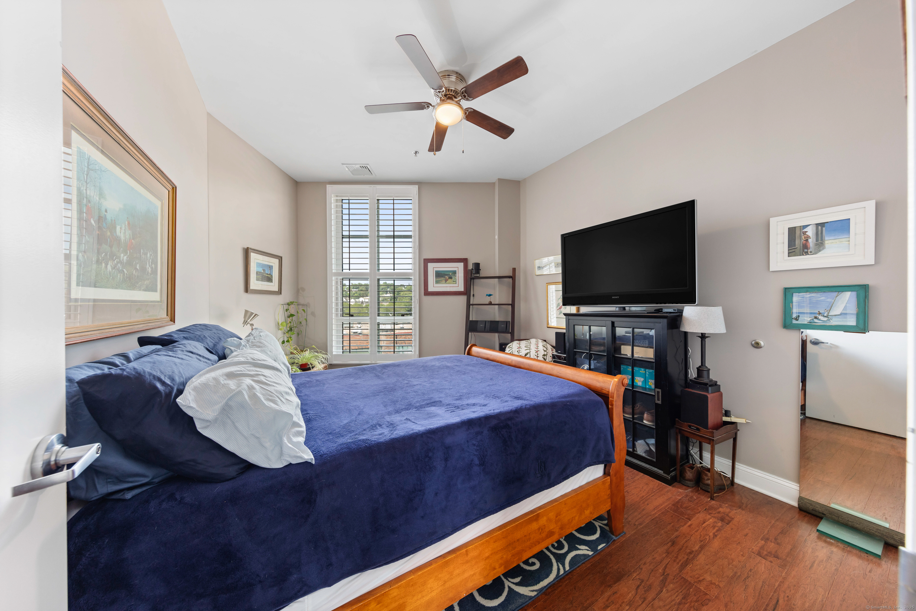 10 Ann Street APT 406