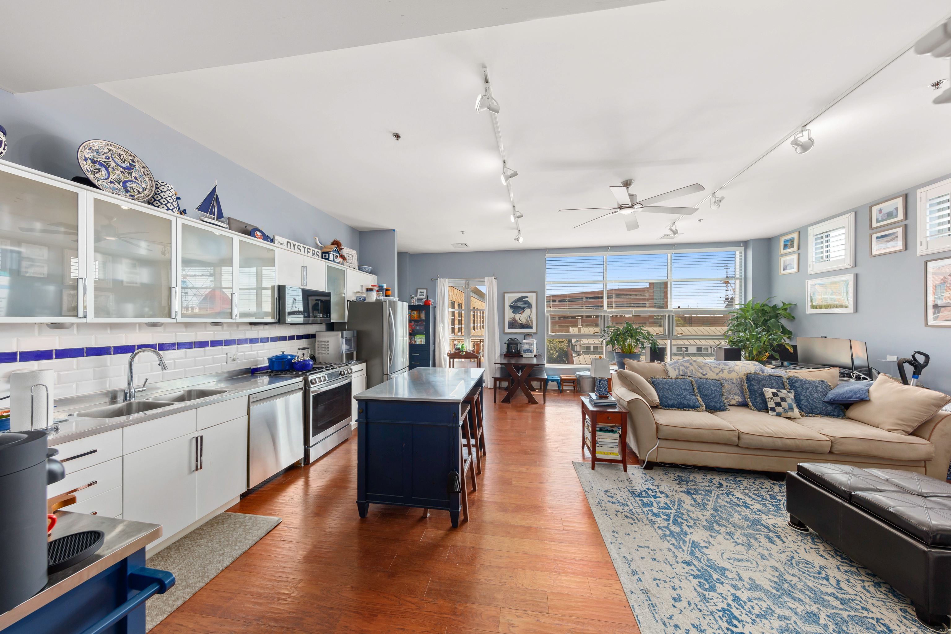 10 Ann Street APT 406