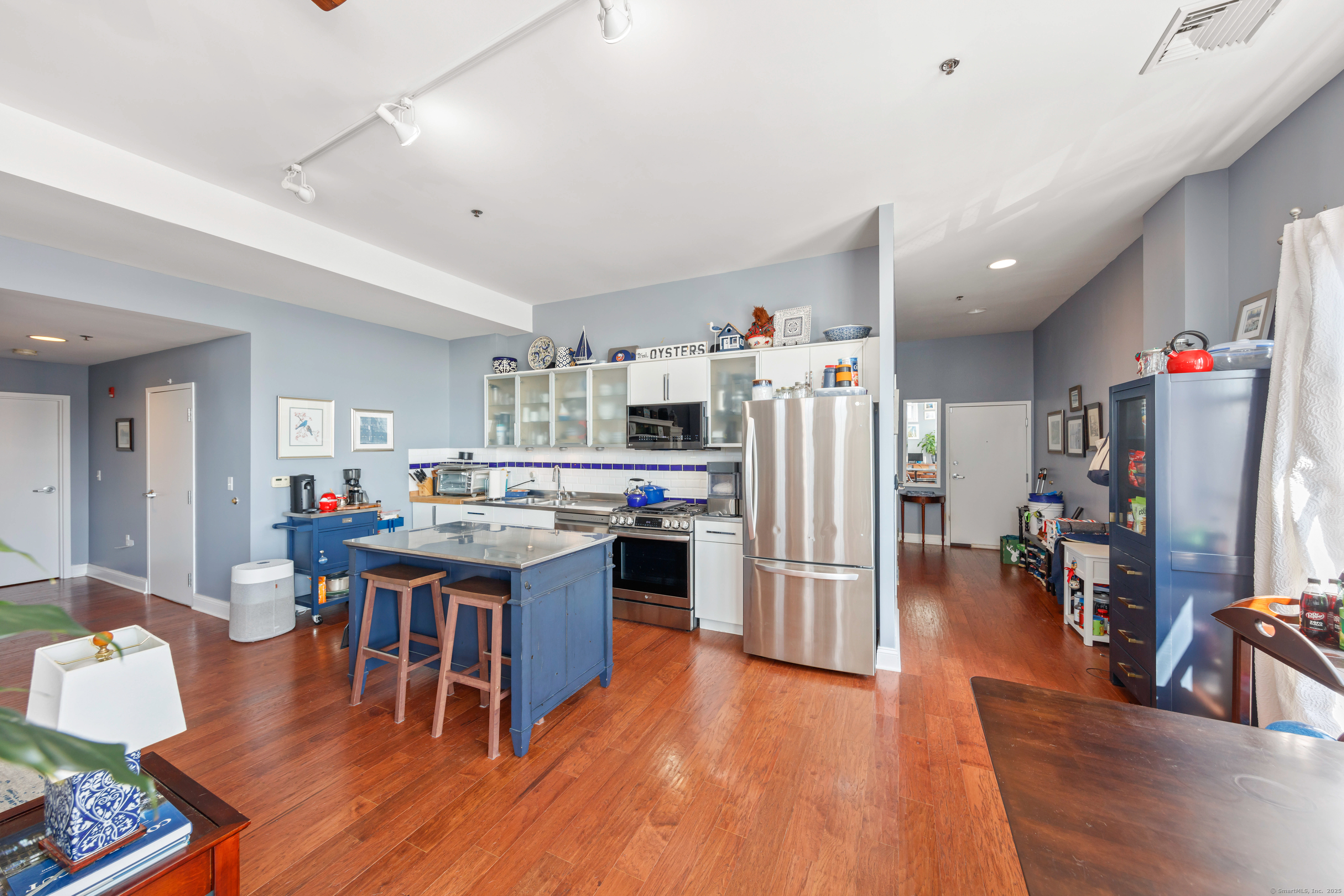 10 Ann Street APT 406