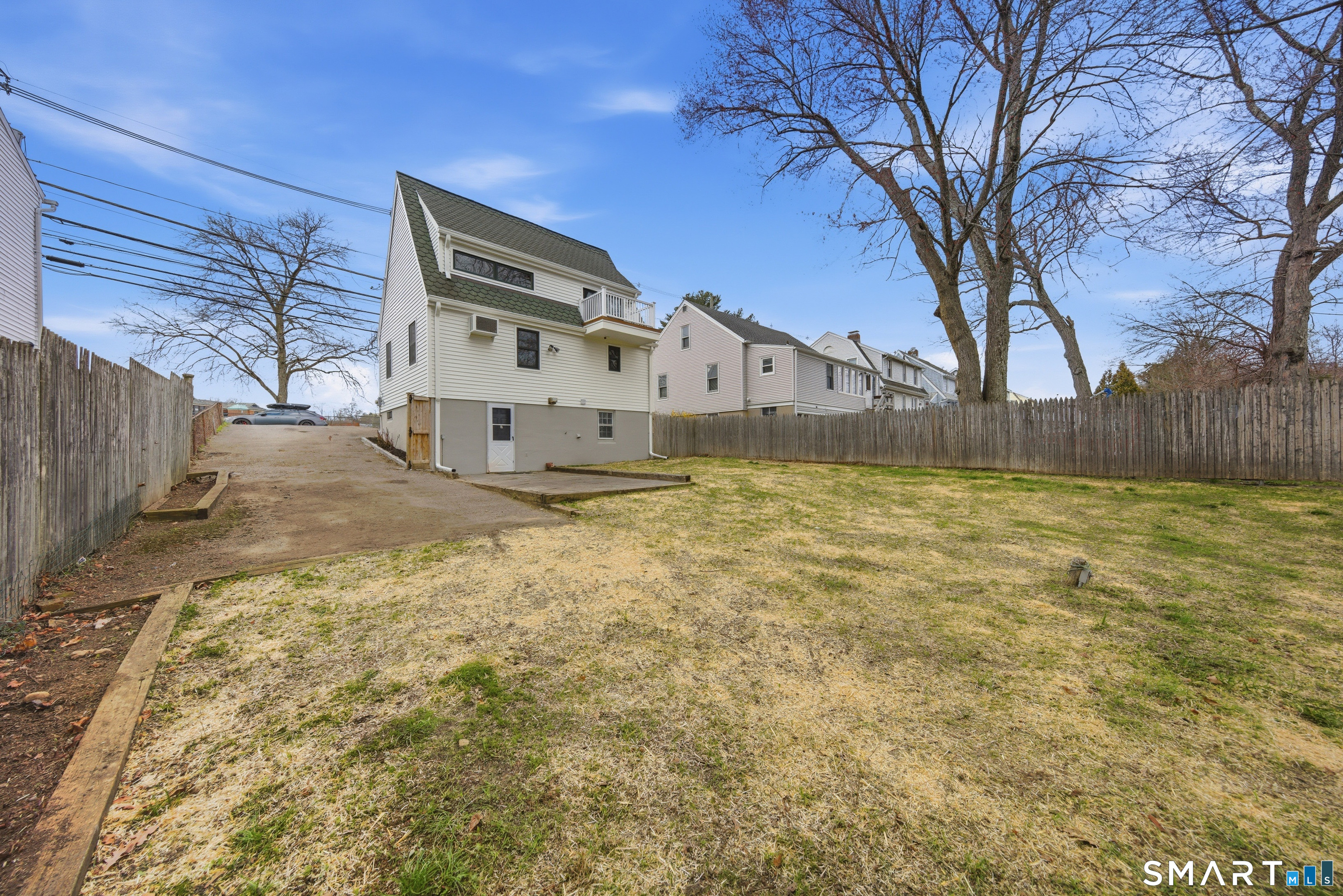 28 Silvermine Avenue