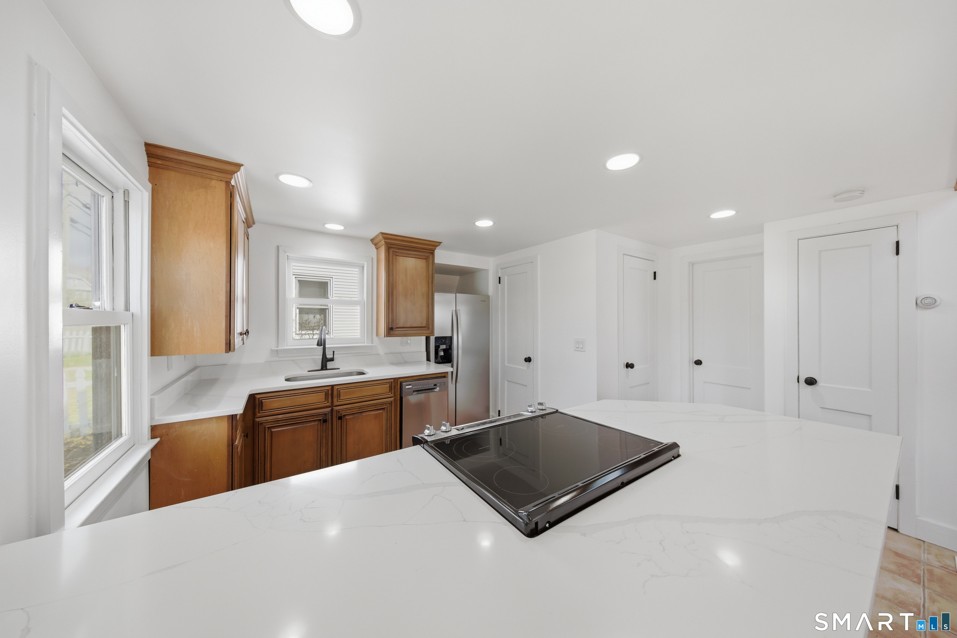 28 Silvermine Avenue