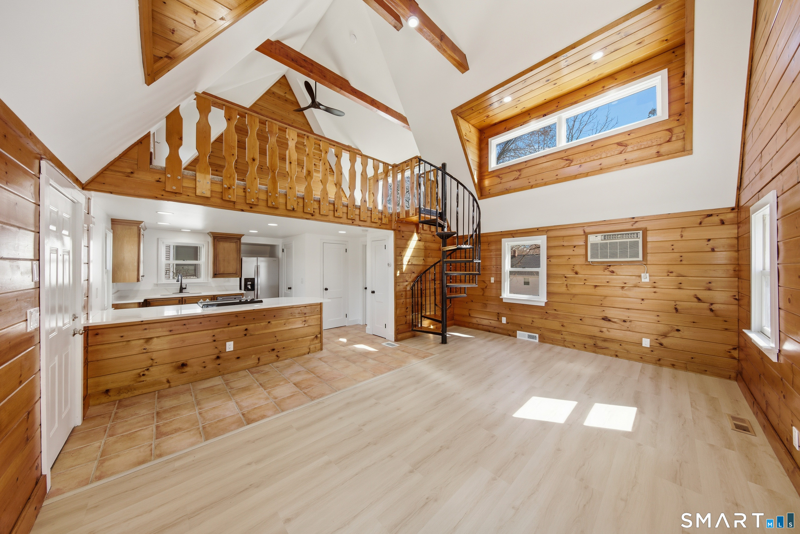 28 Silvermine Avenue