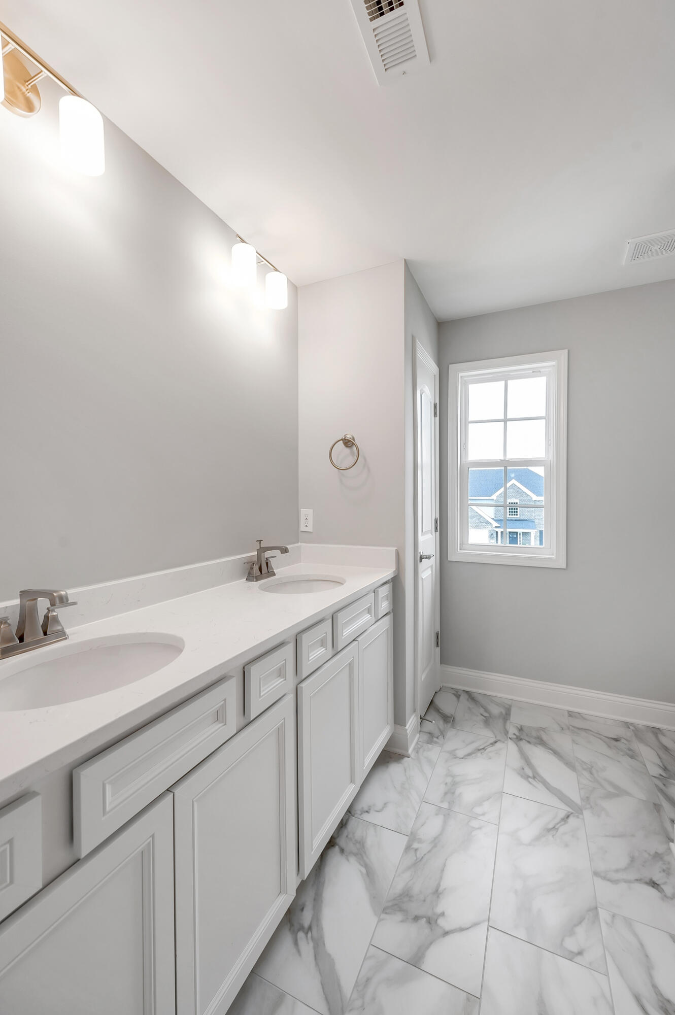 113 Blackthorn Drive