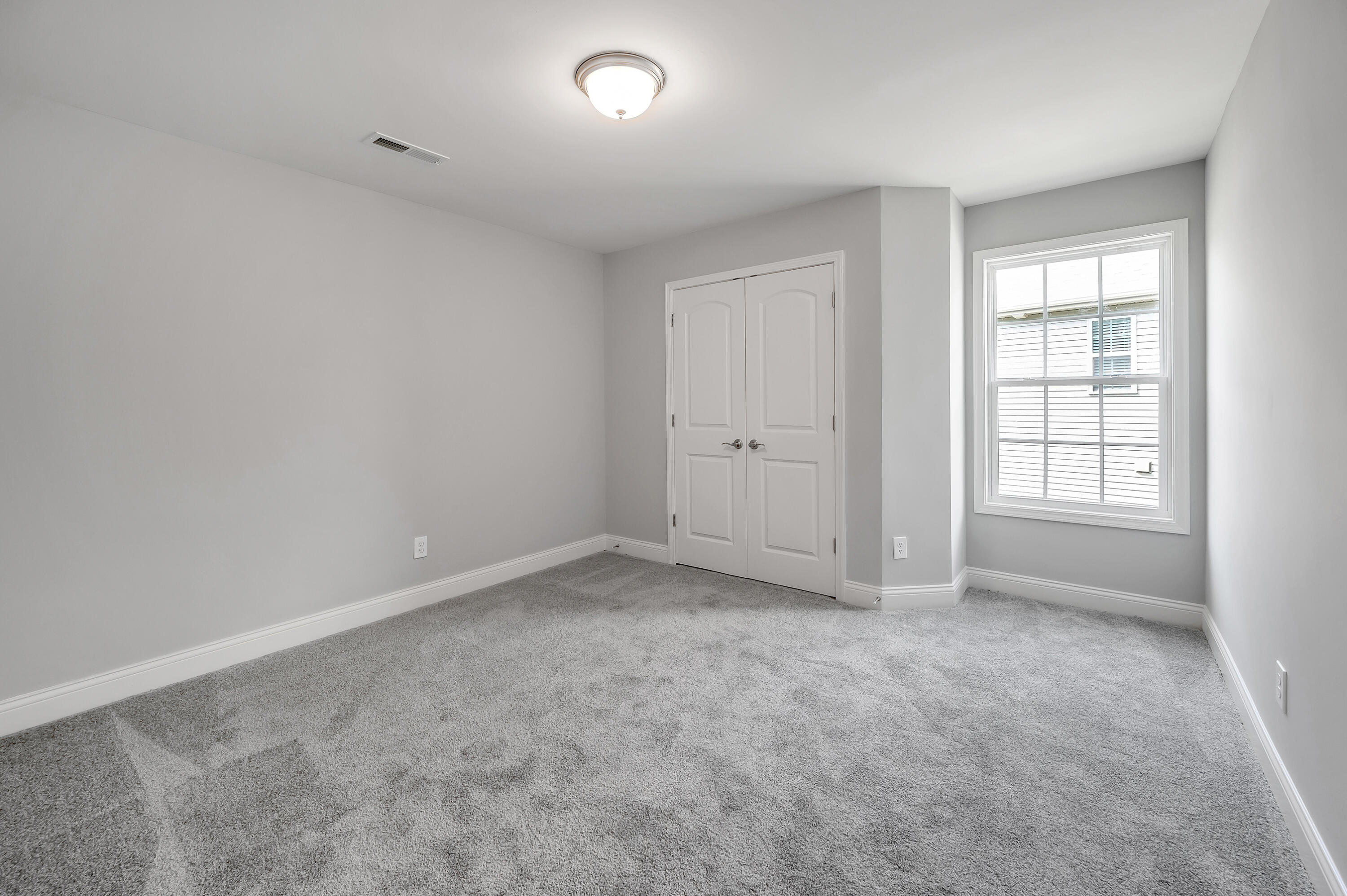 113 Blackthorn Drive