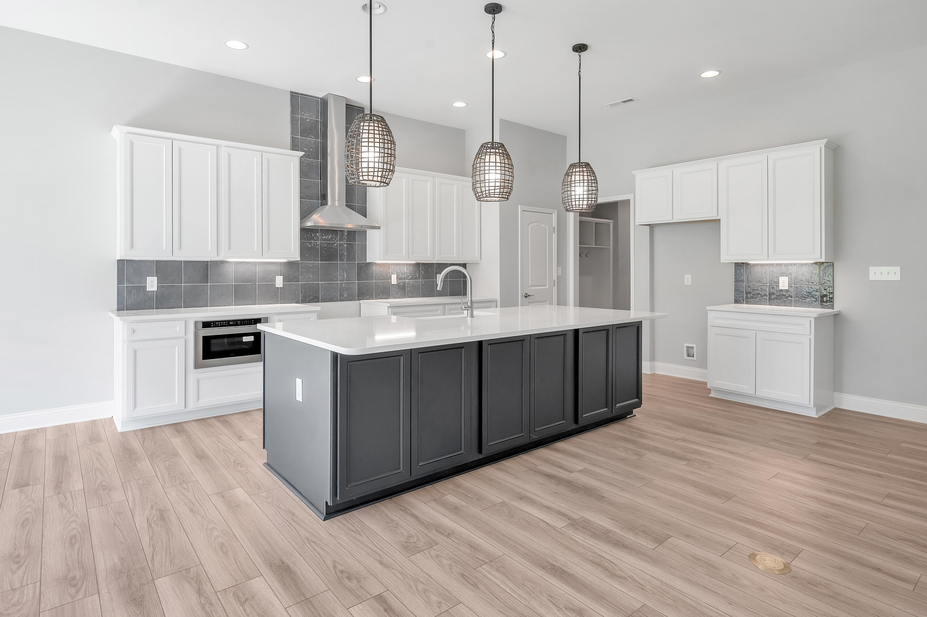 113 Blackthorn Drive