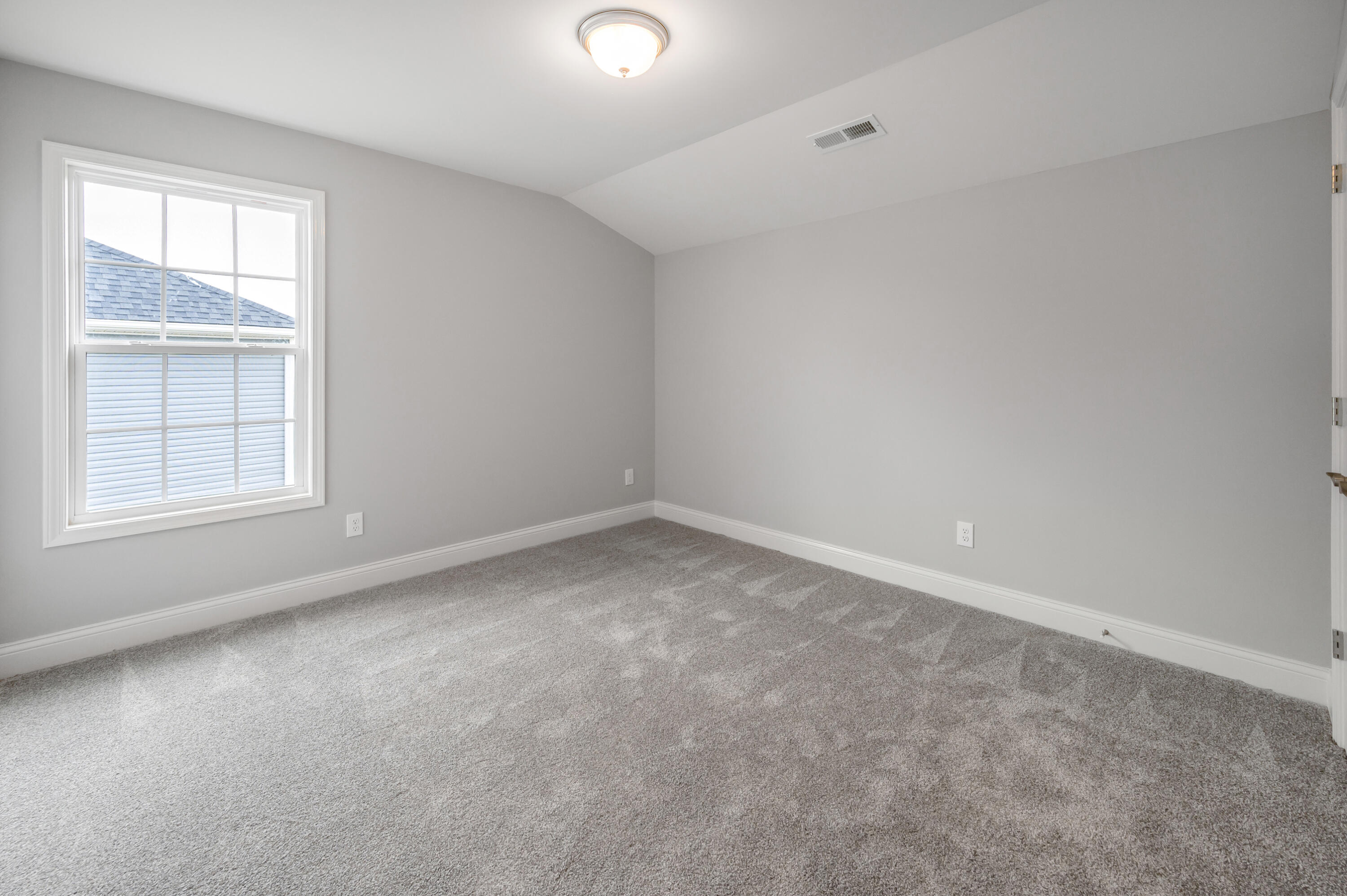 113 Blackthorn Drive