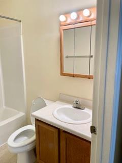 251 Simpson Avenue Unit: 118