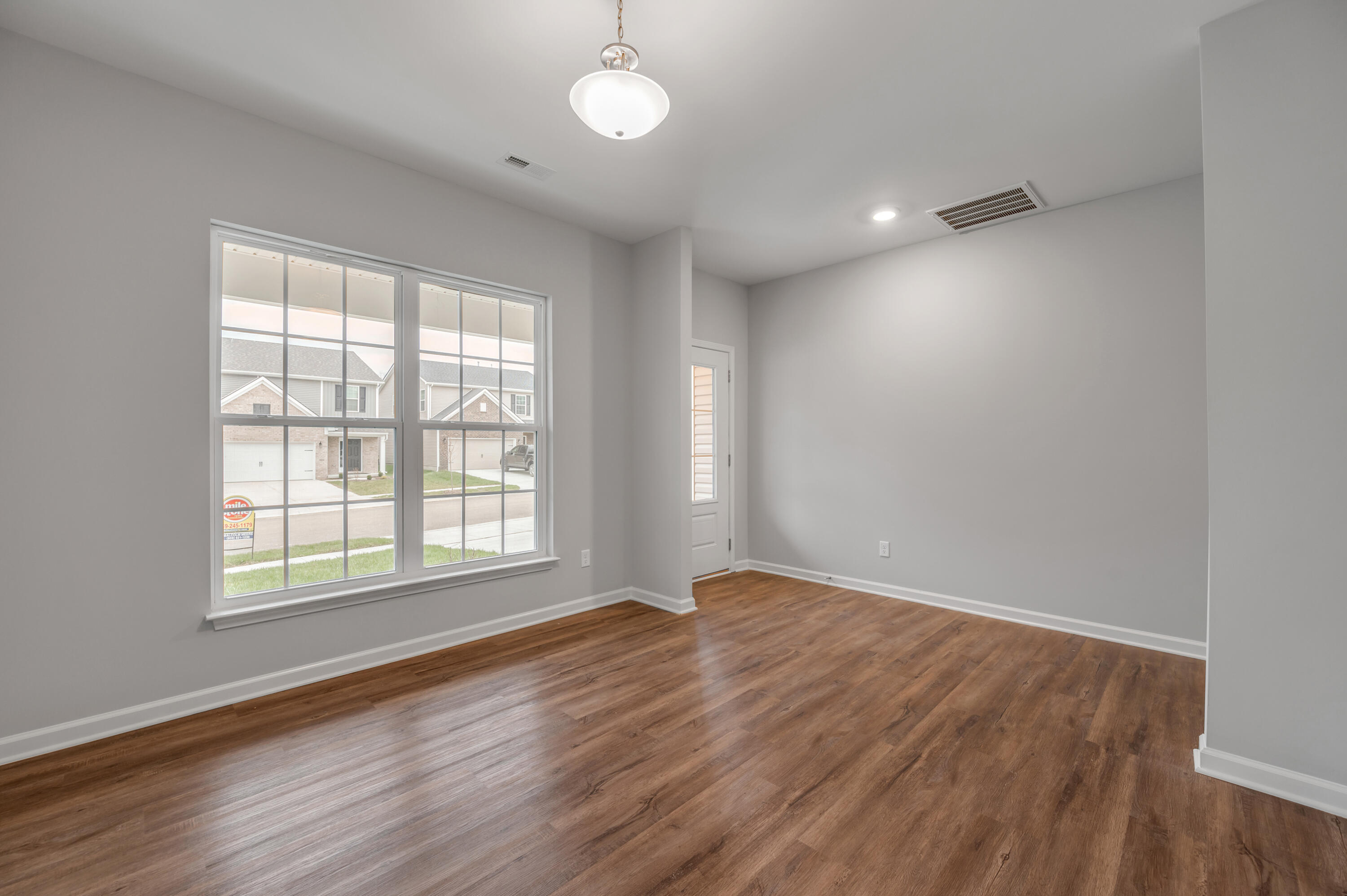 1505 Flemishbond Path