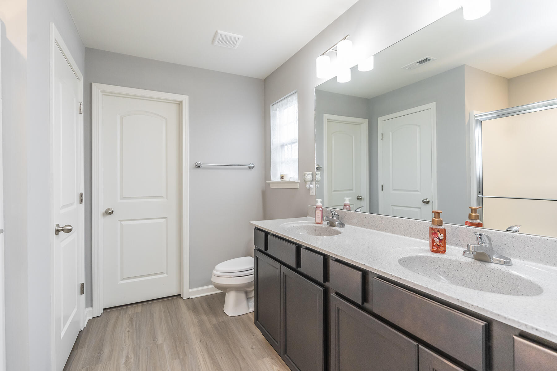 2657 Wigginton Point