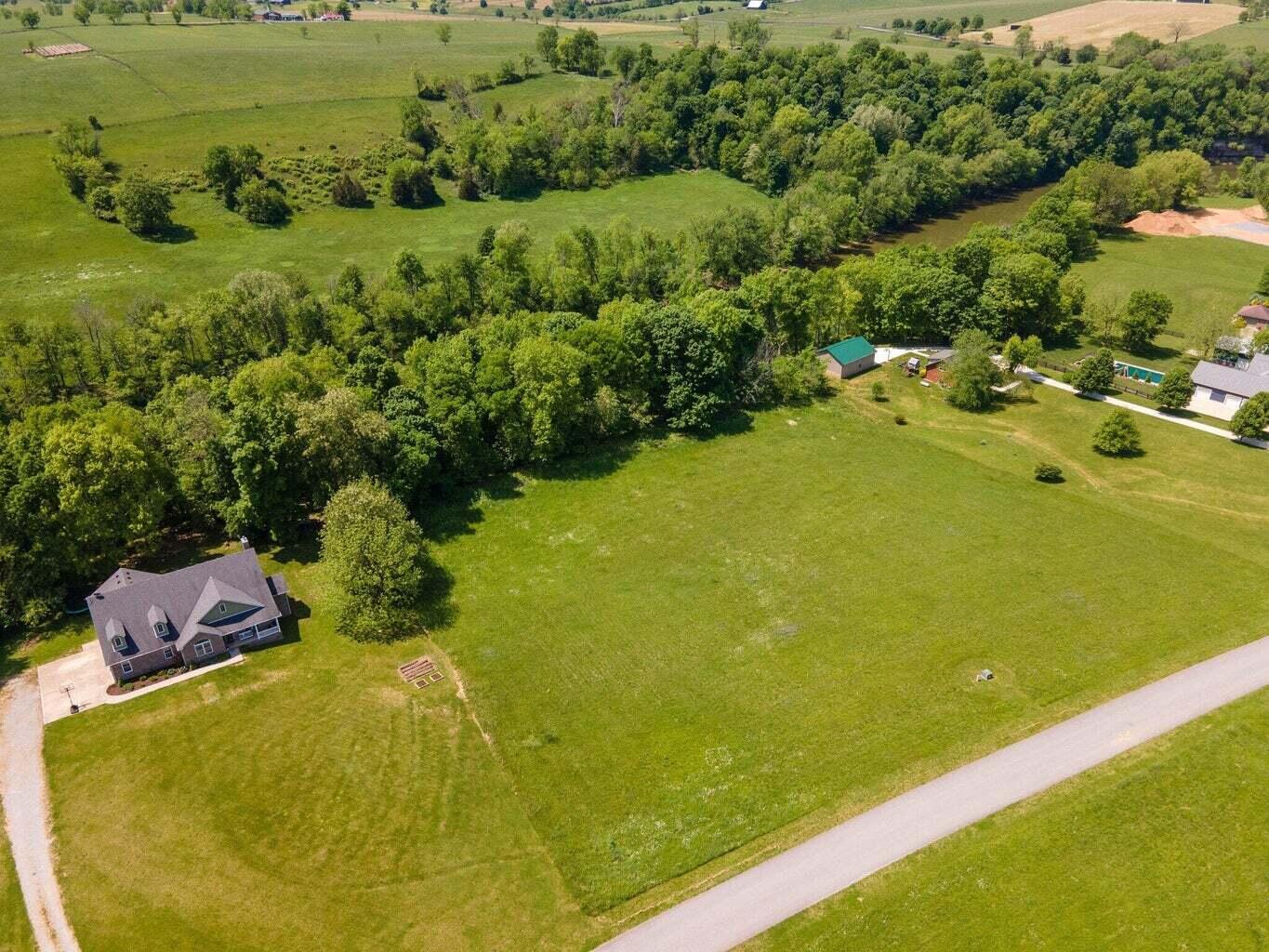 150 Lakeside Drive