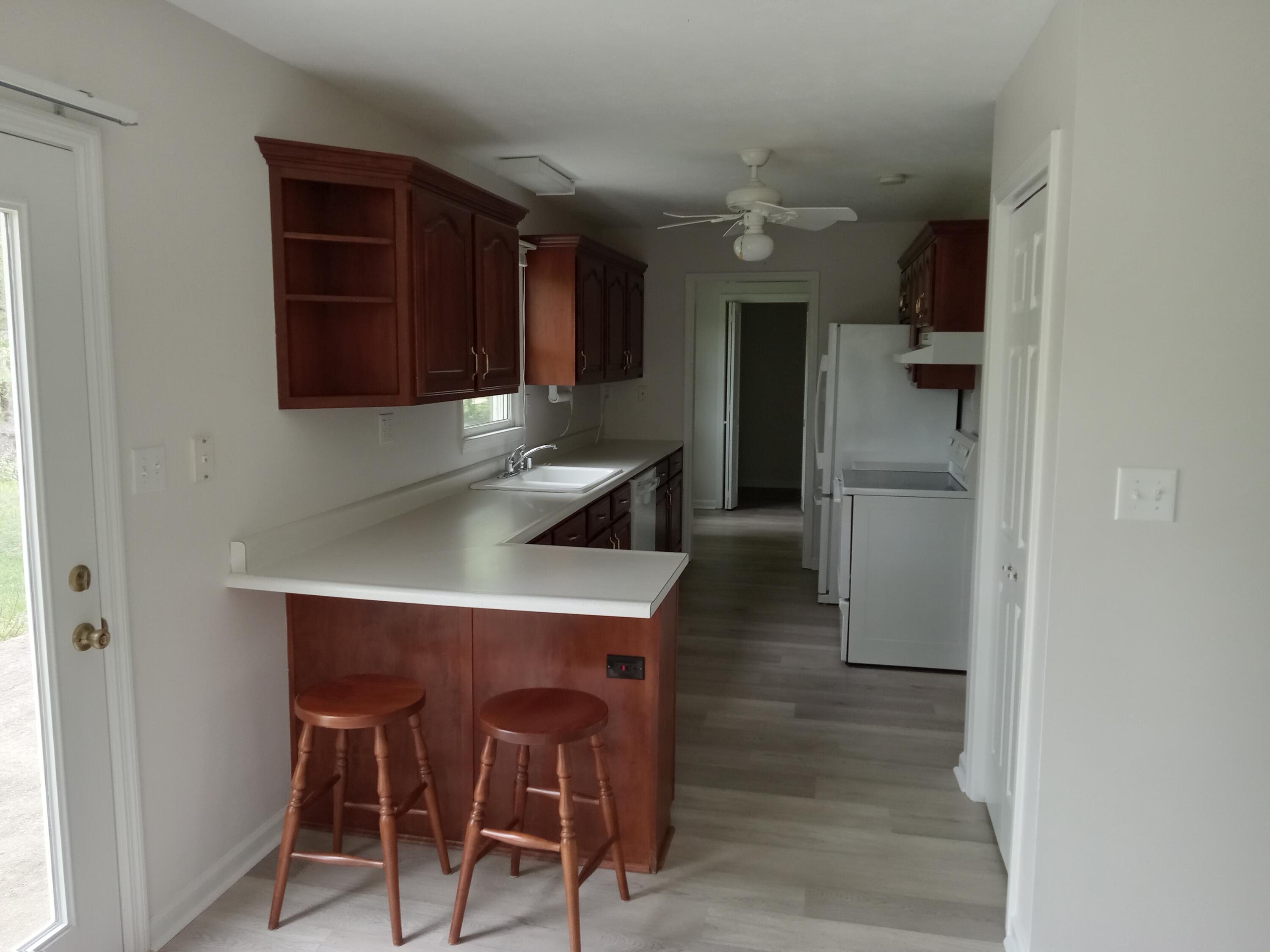 258 Schoolhouse Road