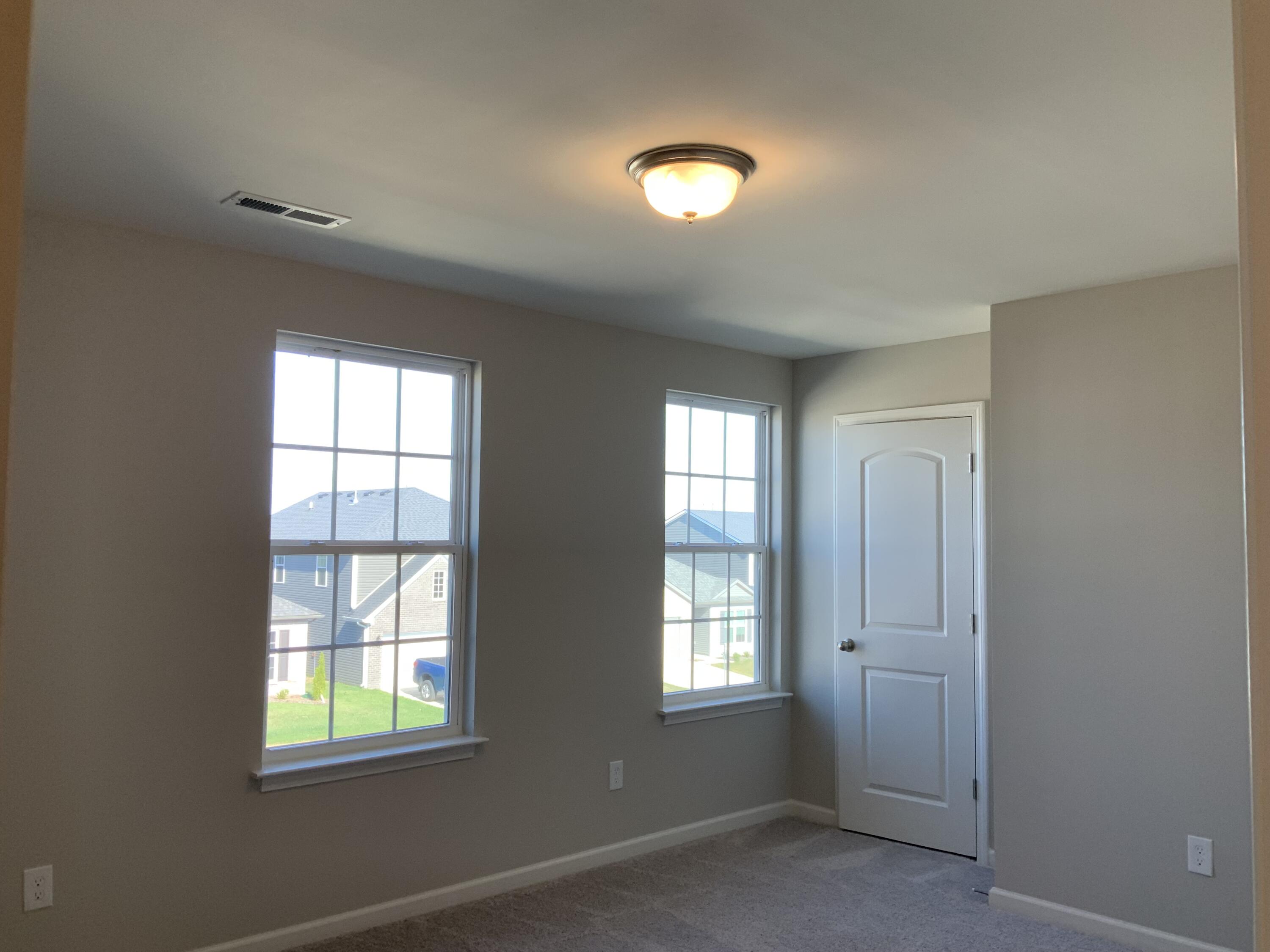 1144 Leanndra Park