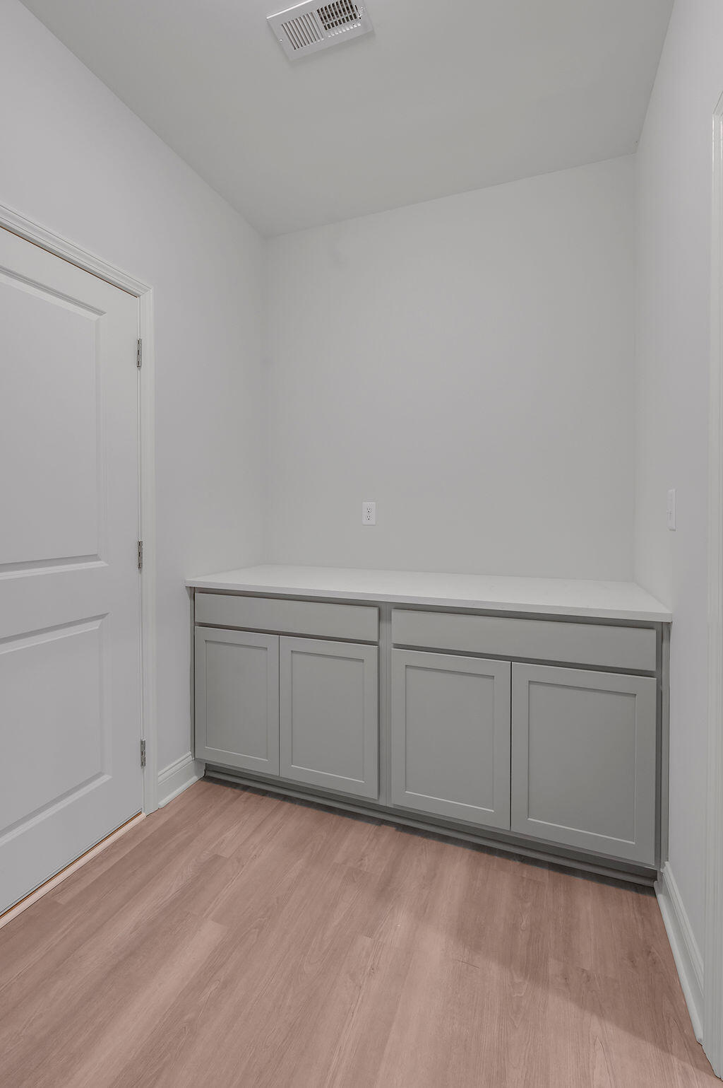 160 Oxford Landing Drive