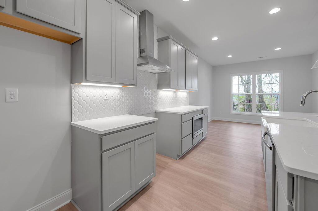 160 Oxford Landing Drive