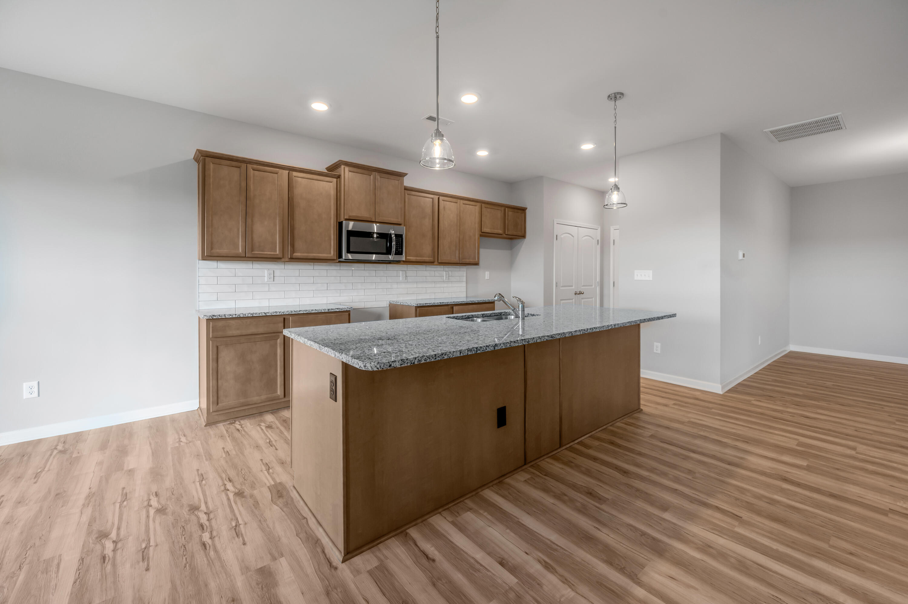 7004 Arbor Ridge Drive