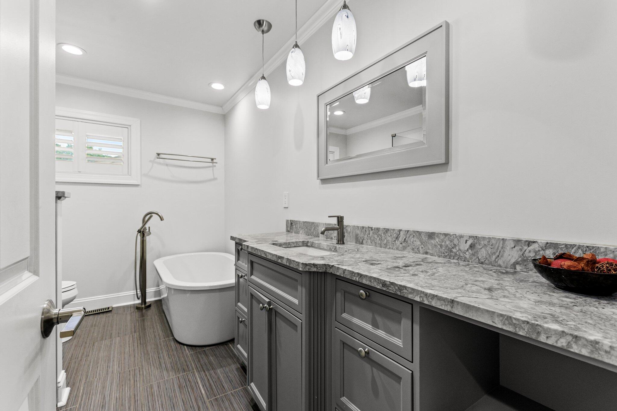 3034 Breckenwood Drive