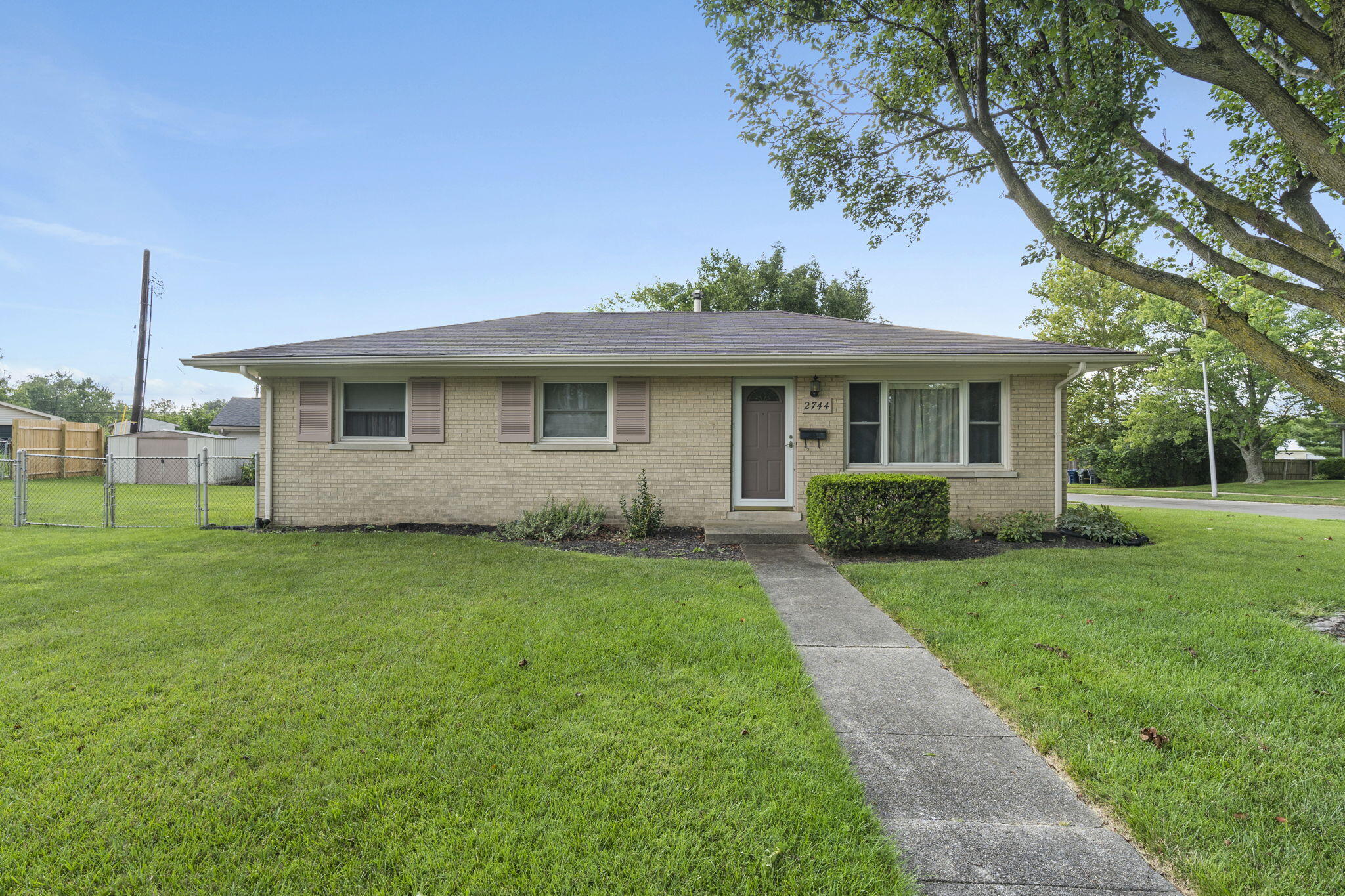 2744 Lockhurst Road