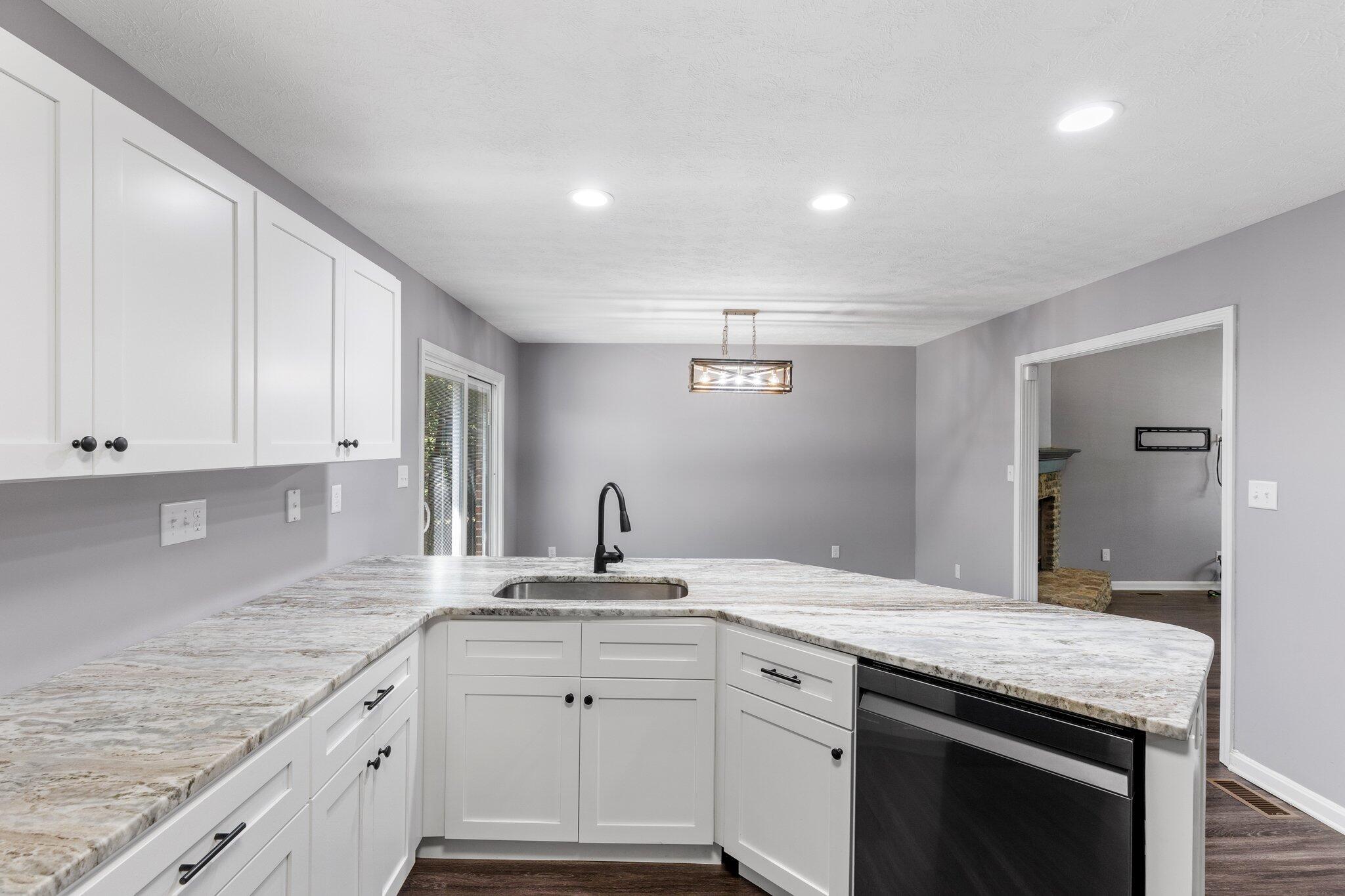 4604 Oak Pointe Drive