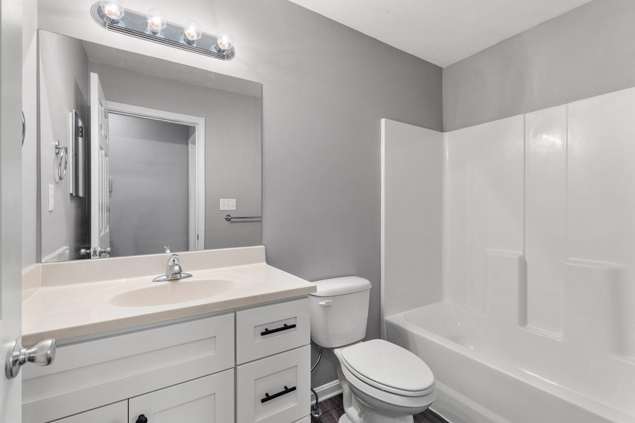 4604 Oak Pointe Drive