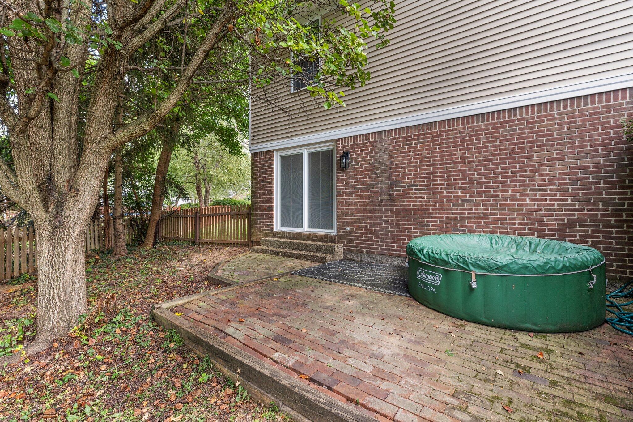 4604 Oak Pointe Drive