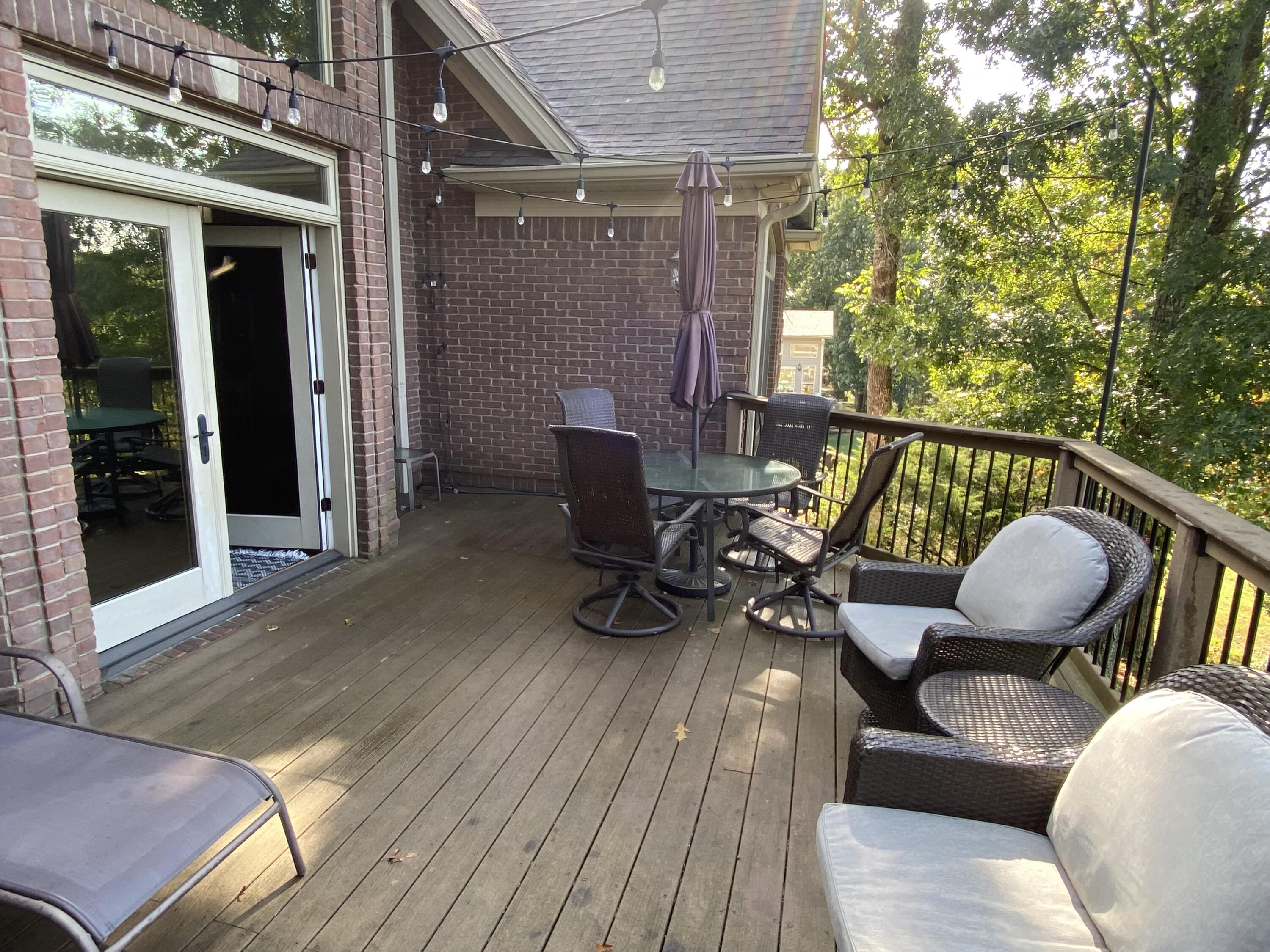 462 Water Cliff Drive