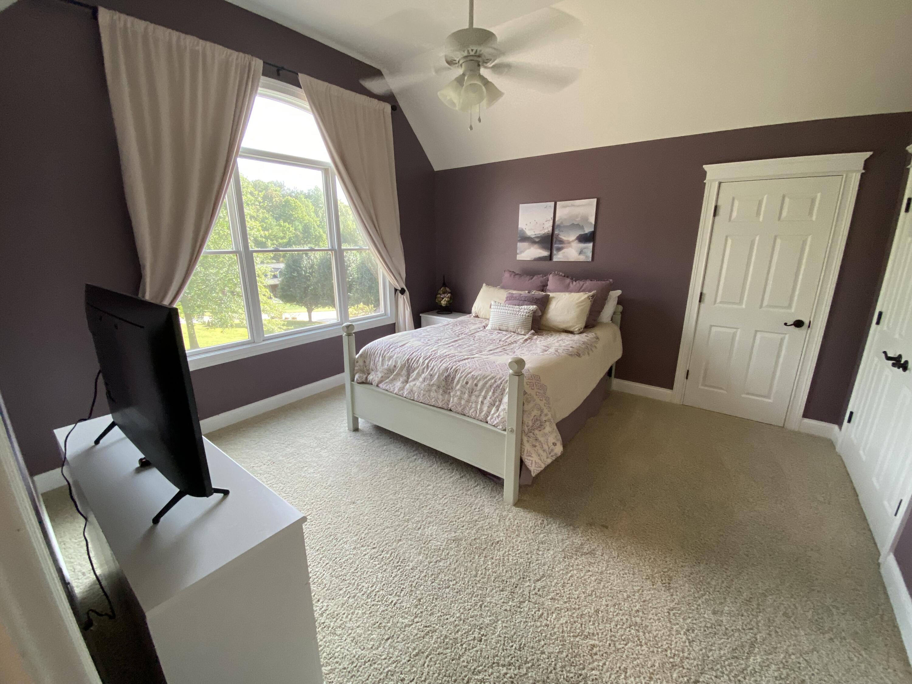 462 Water Cliff Drive