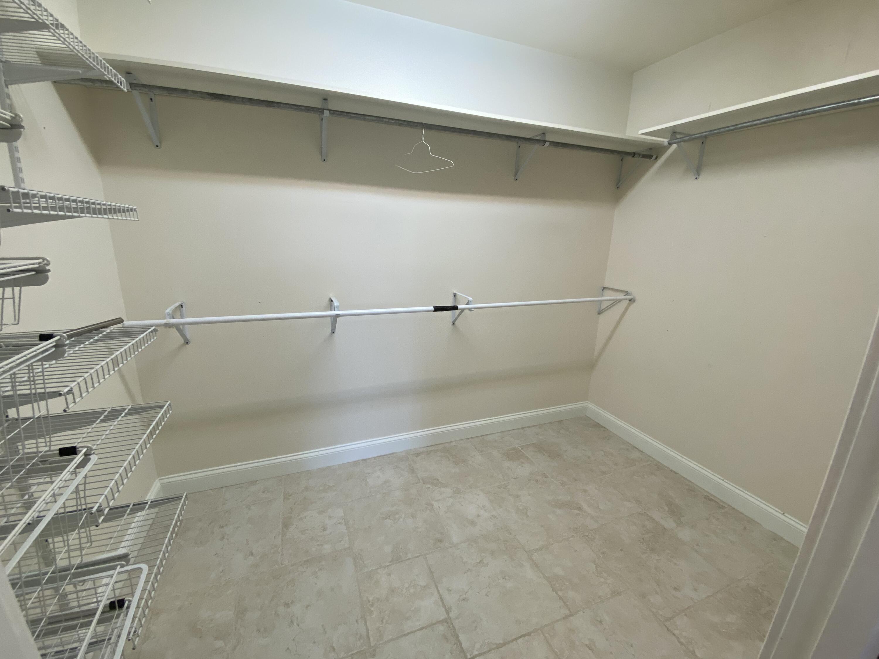 462 Water Cliff Drive