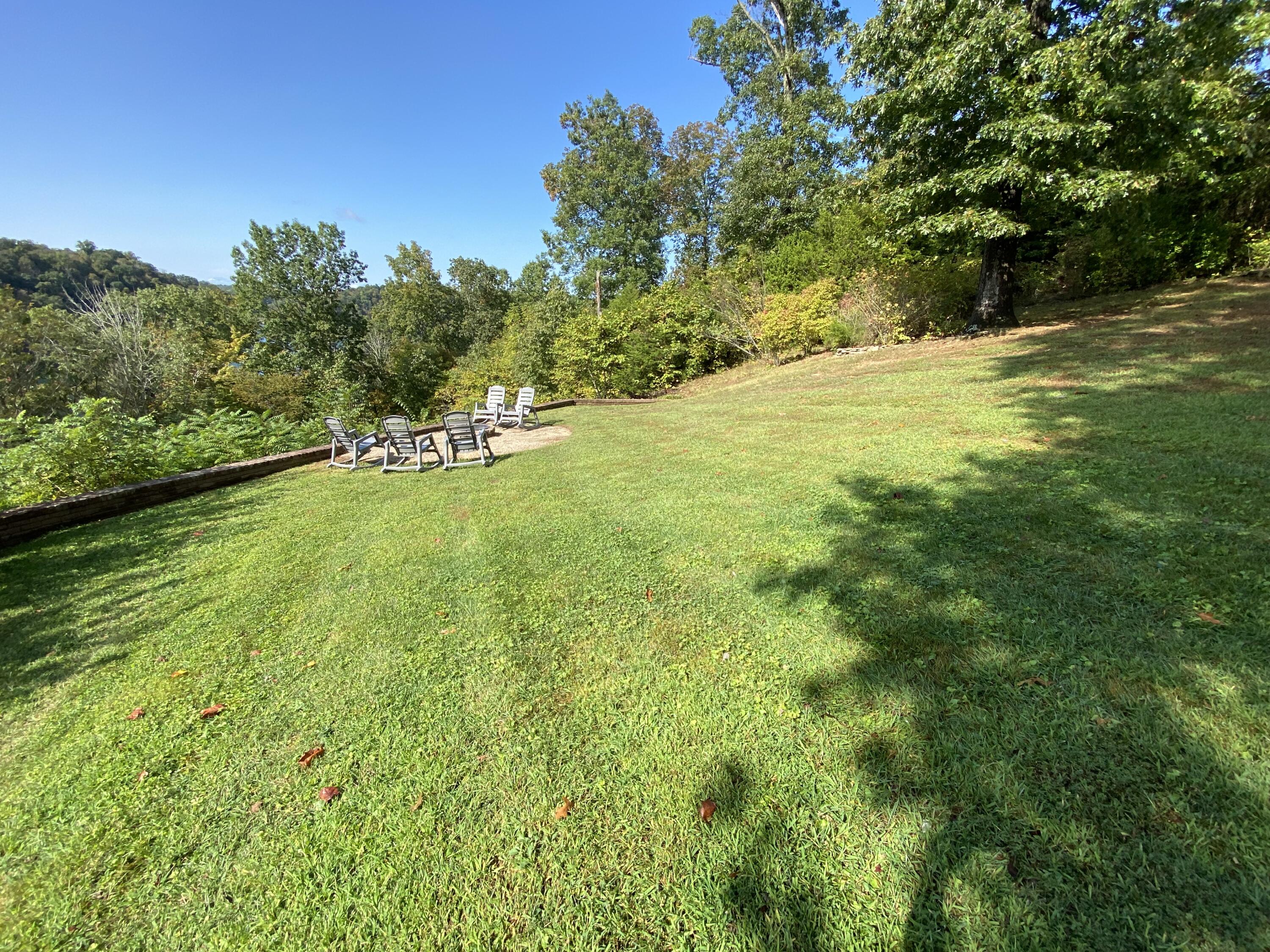 462 Water Cliff Drive