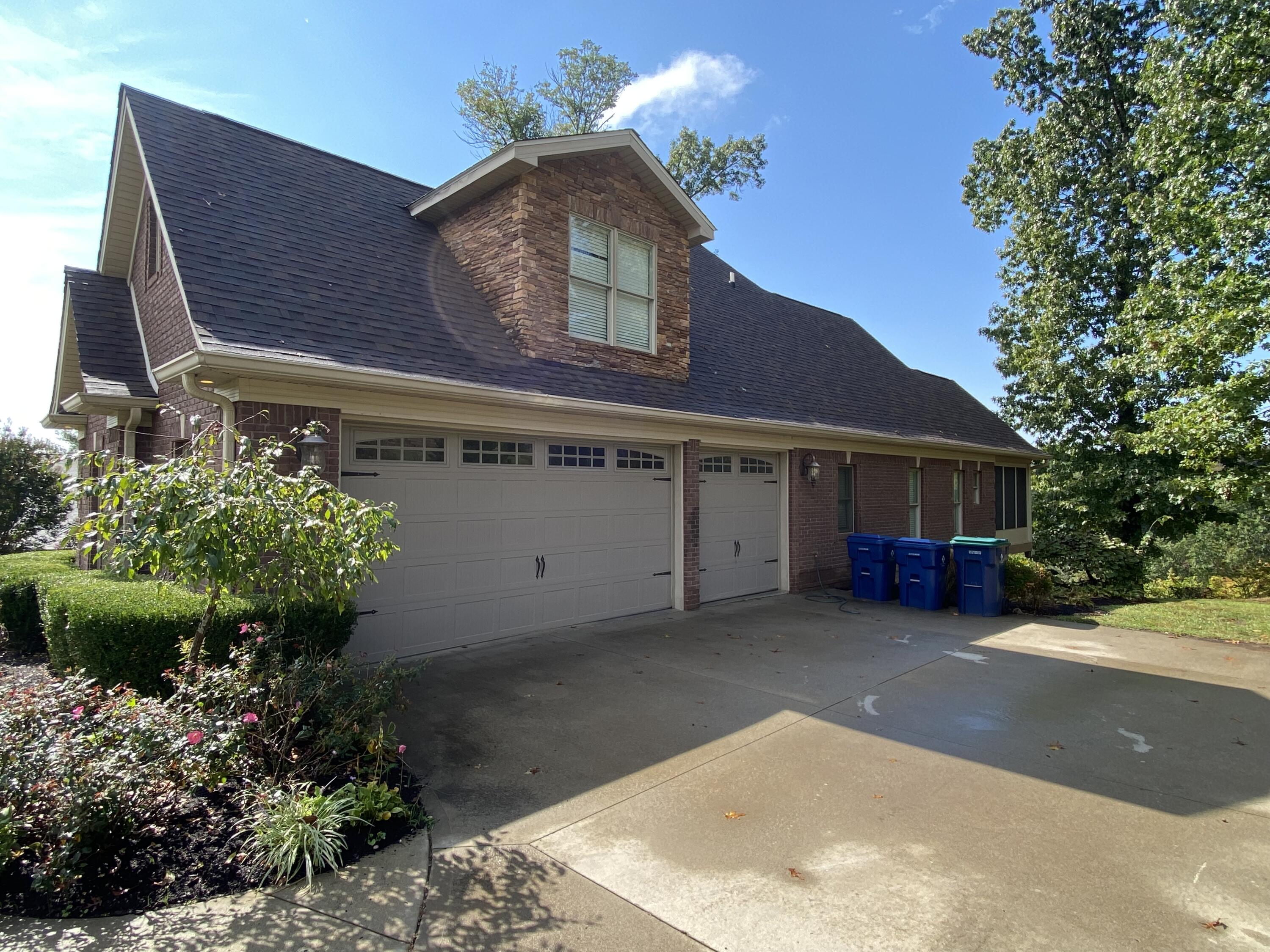 462 Water Cliff Drive