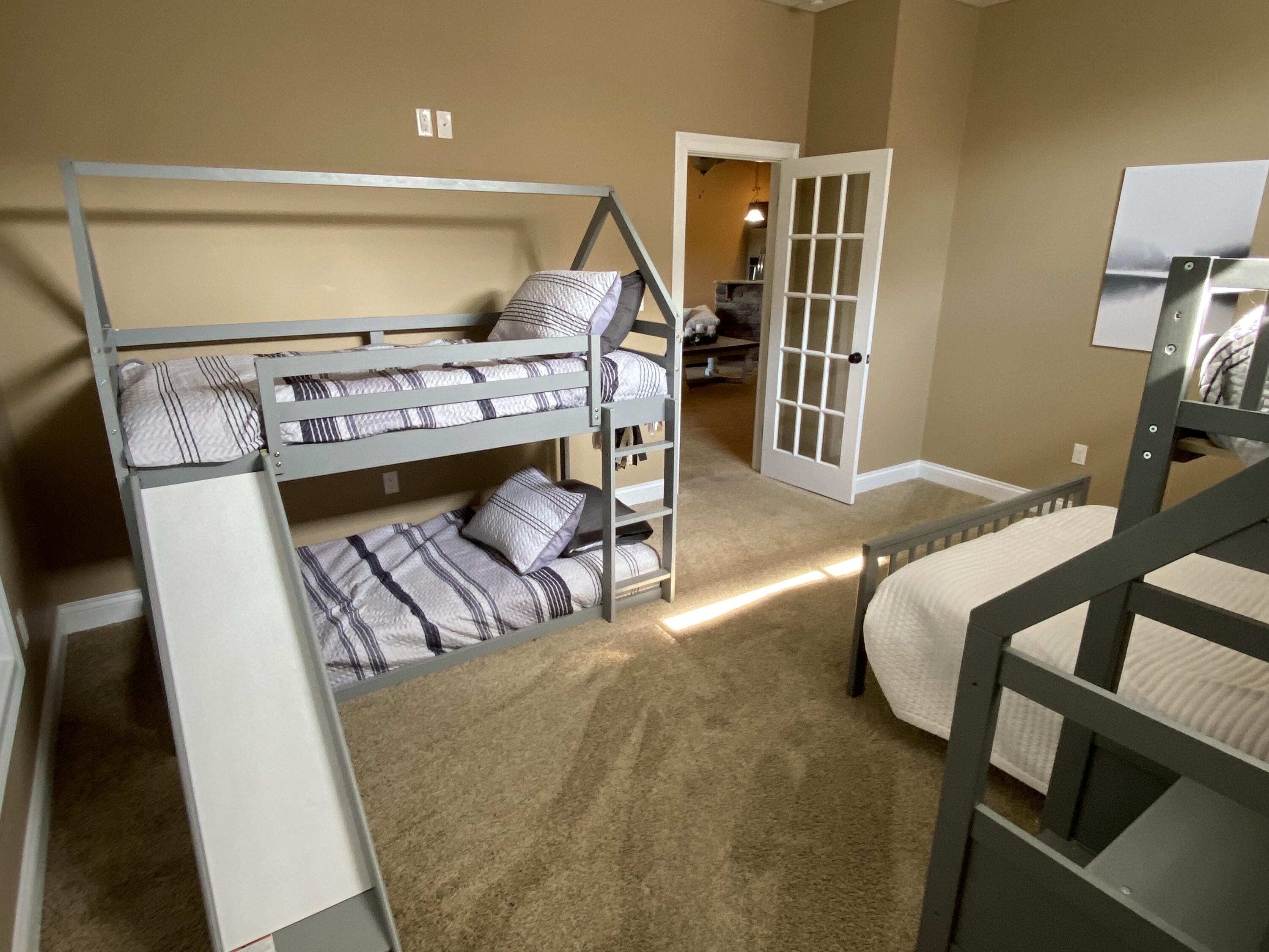 462 Water Cliff Drive