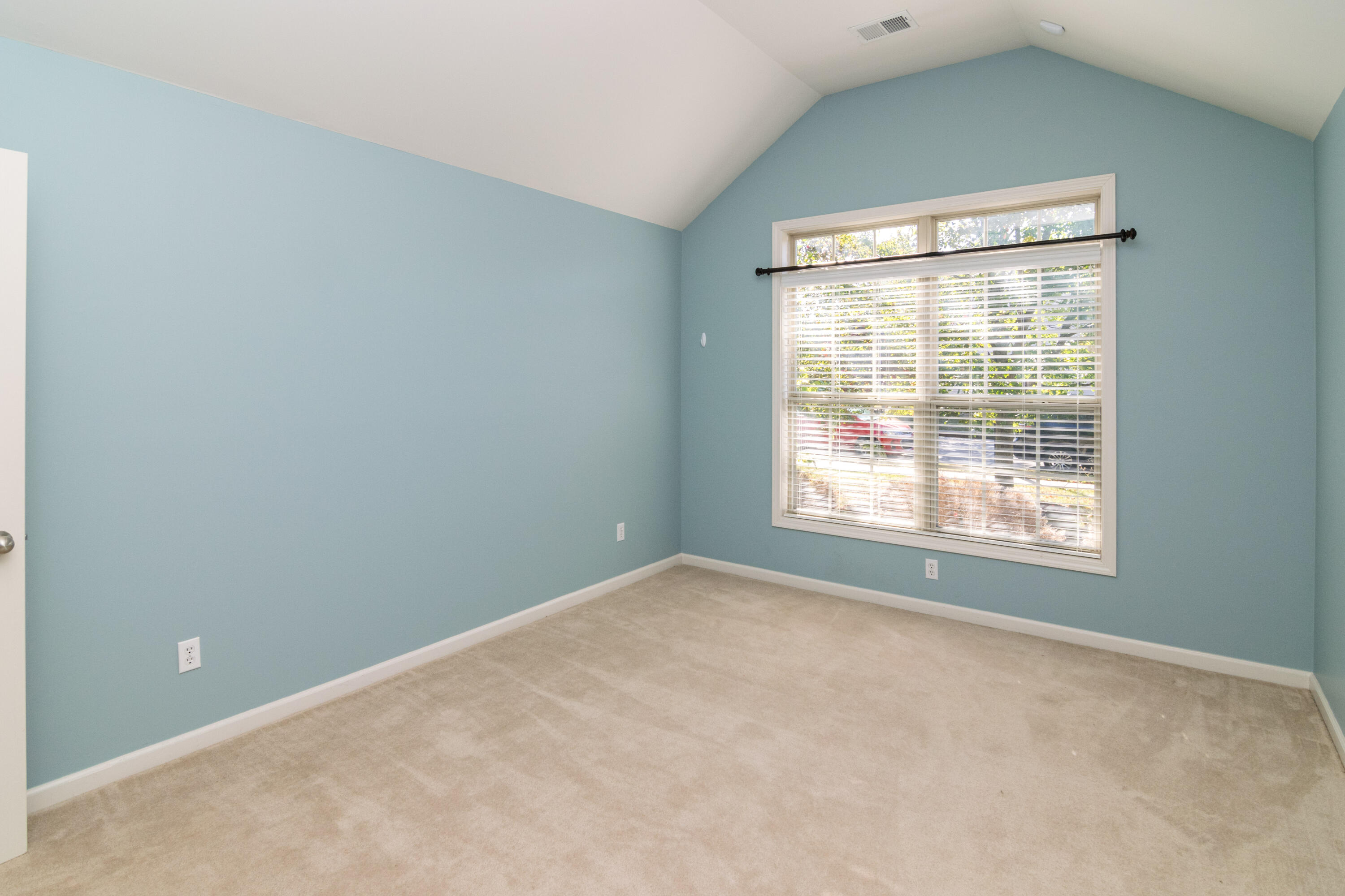 2861 Bay Colony Lane