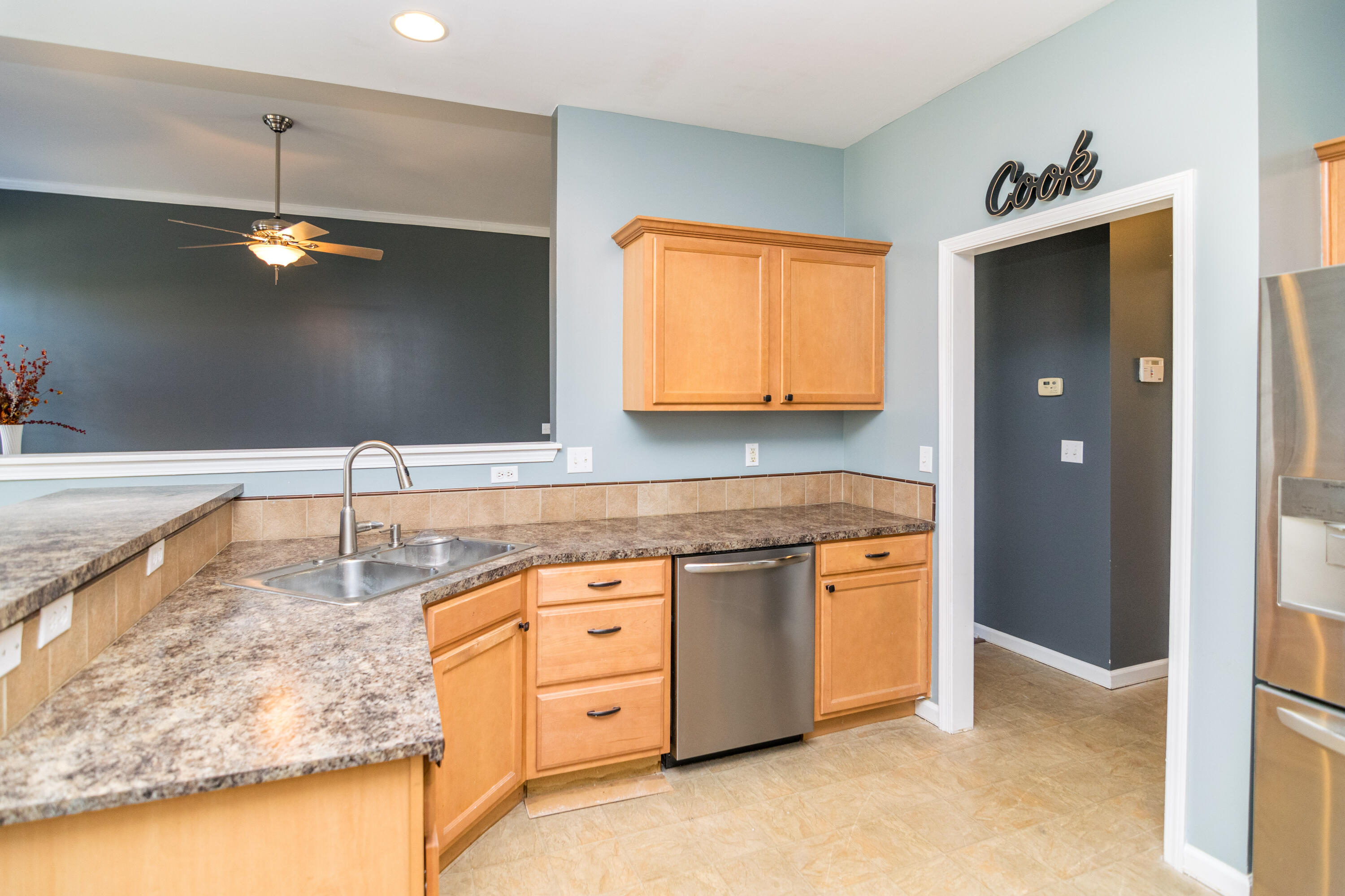 2861 Bay Colony Lane