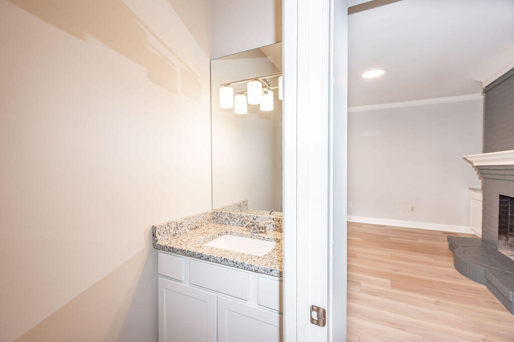 1074 Rockbridge Road