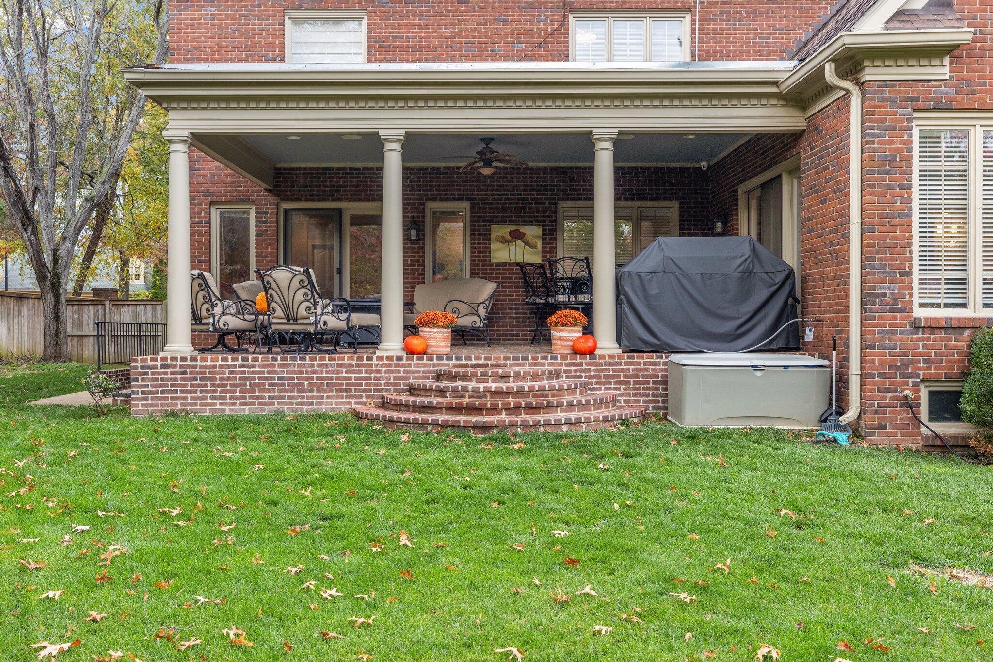 4801 Waterside Drive