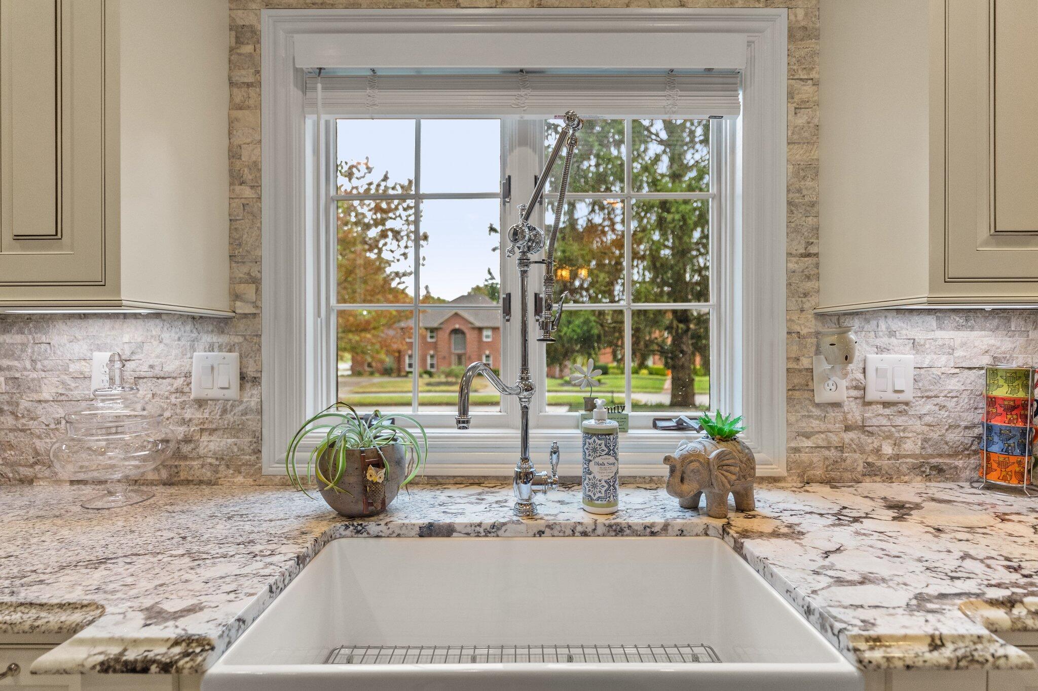 4801 Waterside Drive