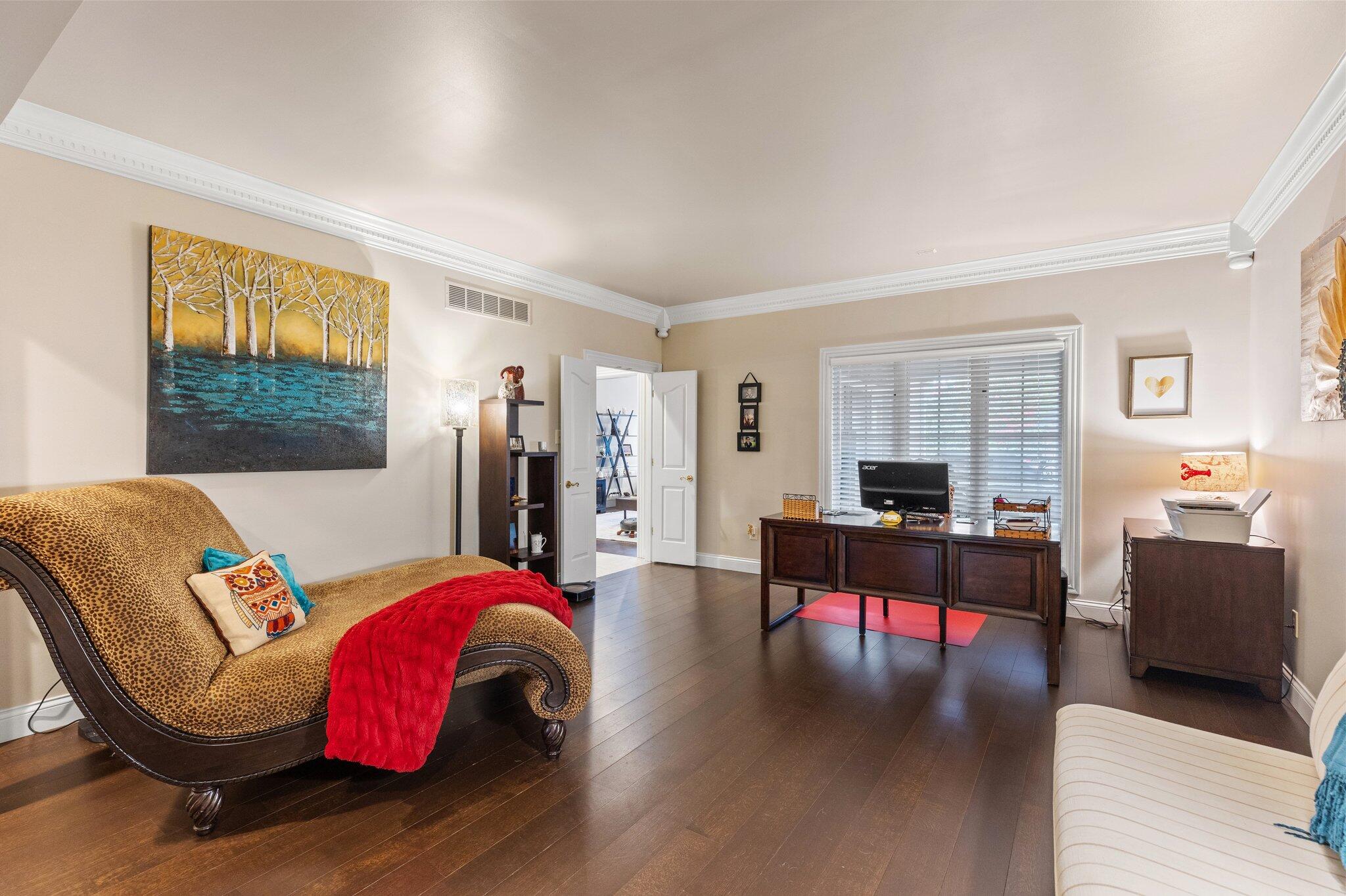 4801 Waterside Drive