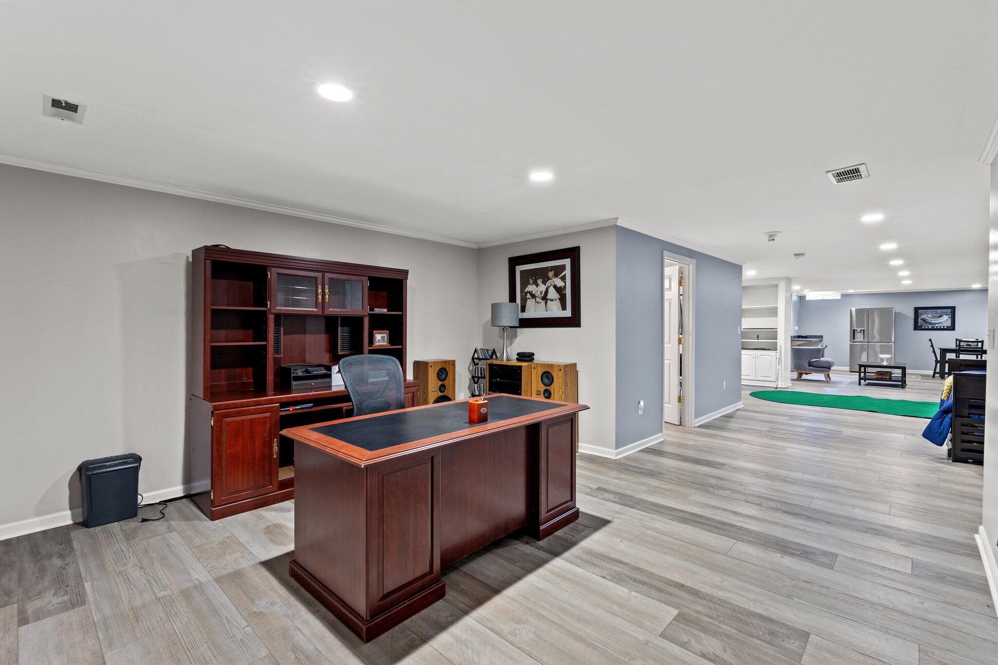 4801 Waterside Drive