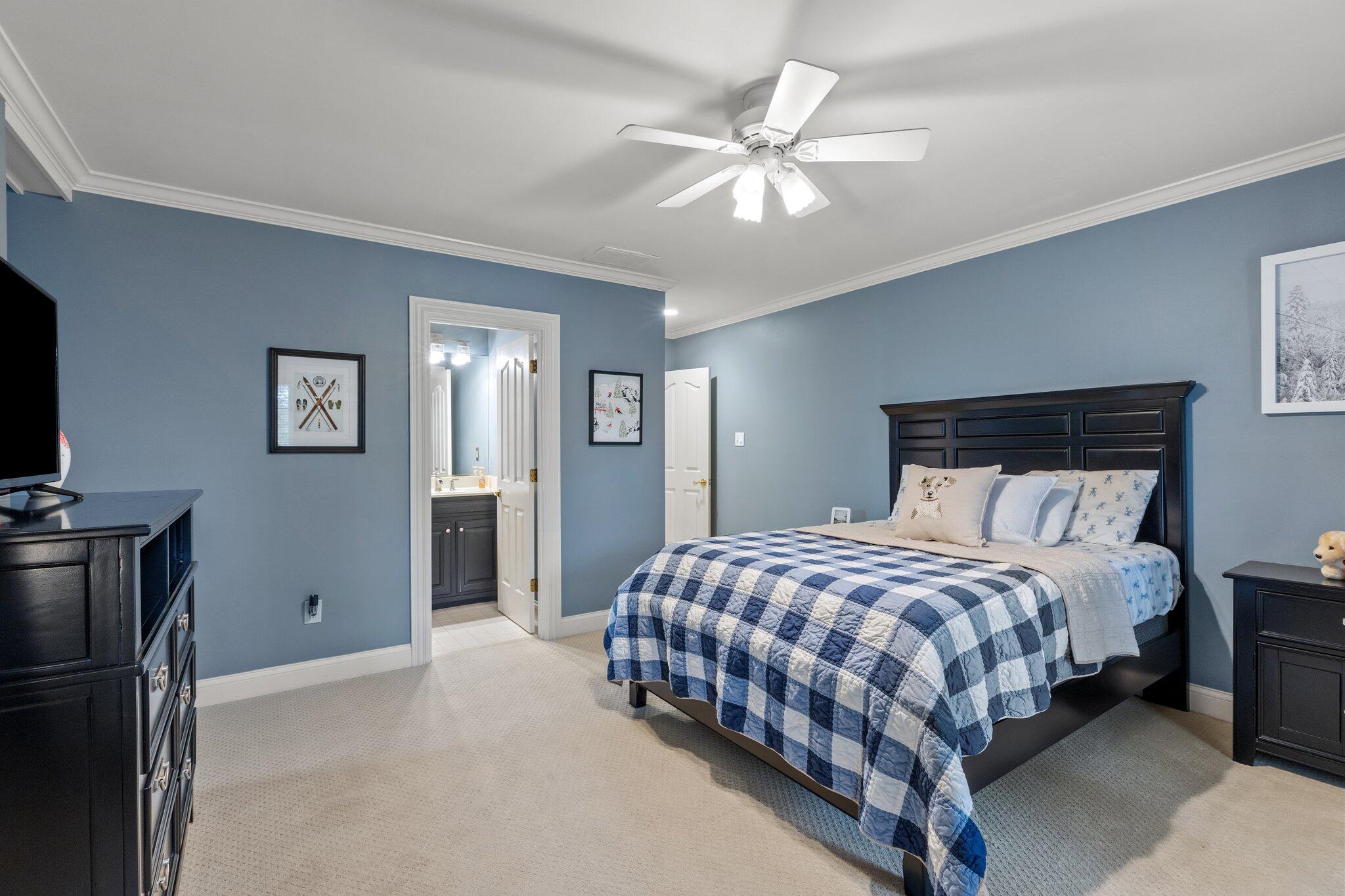 4801 Waterside Drive