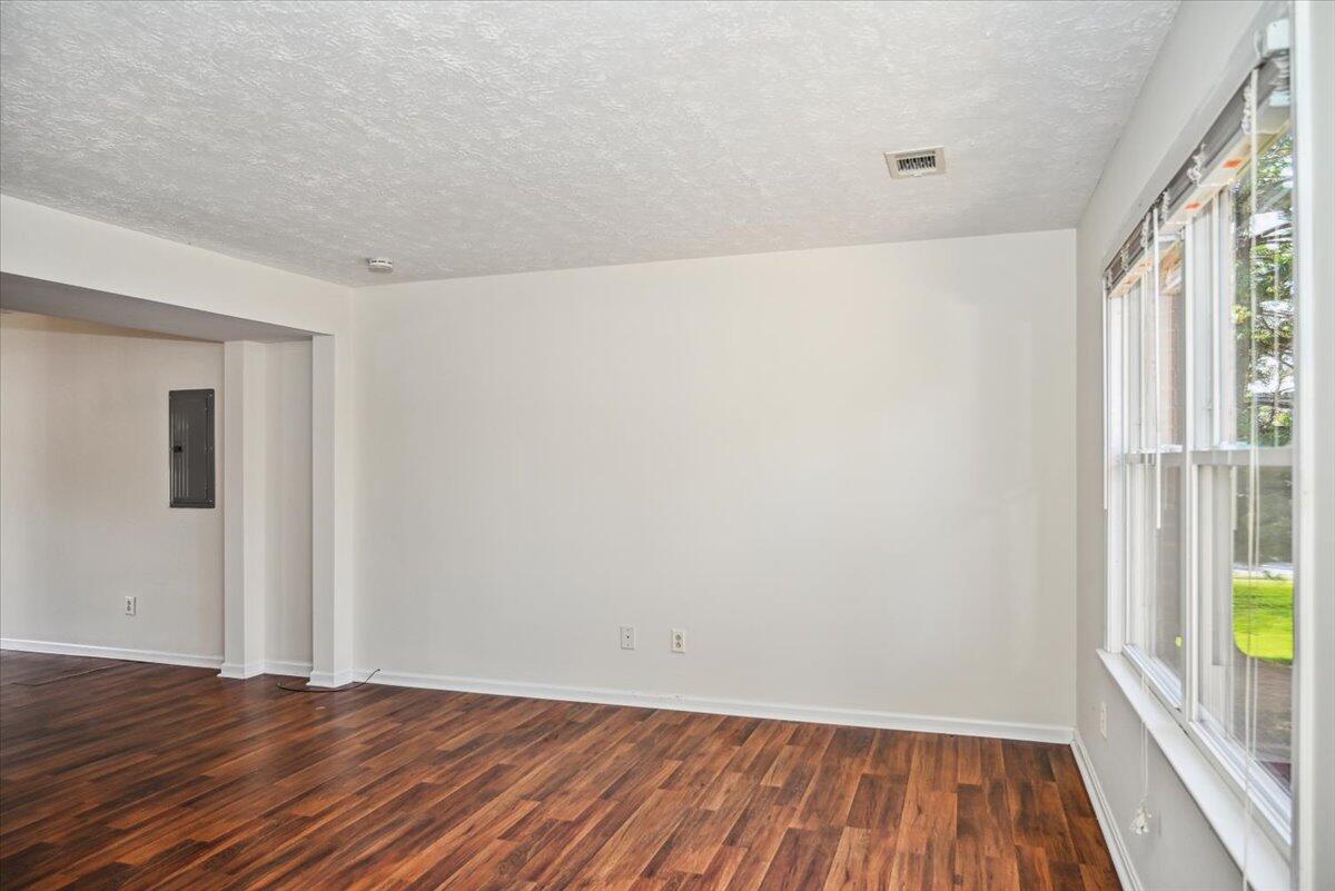 3530 Sutherland Drive