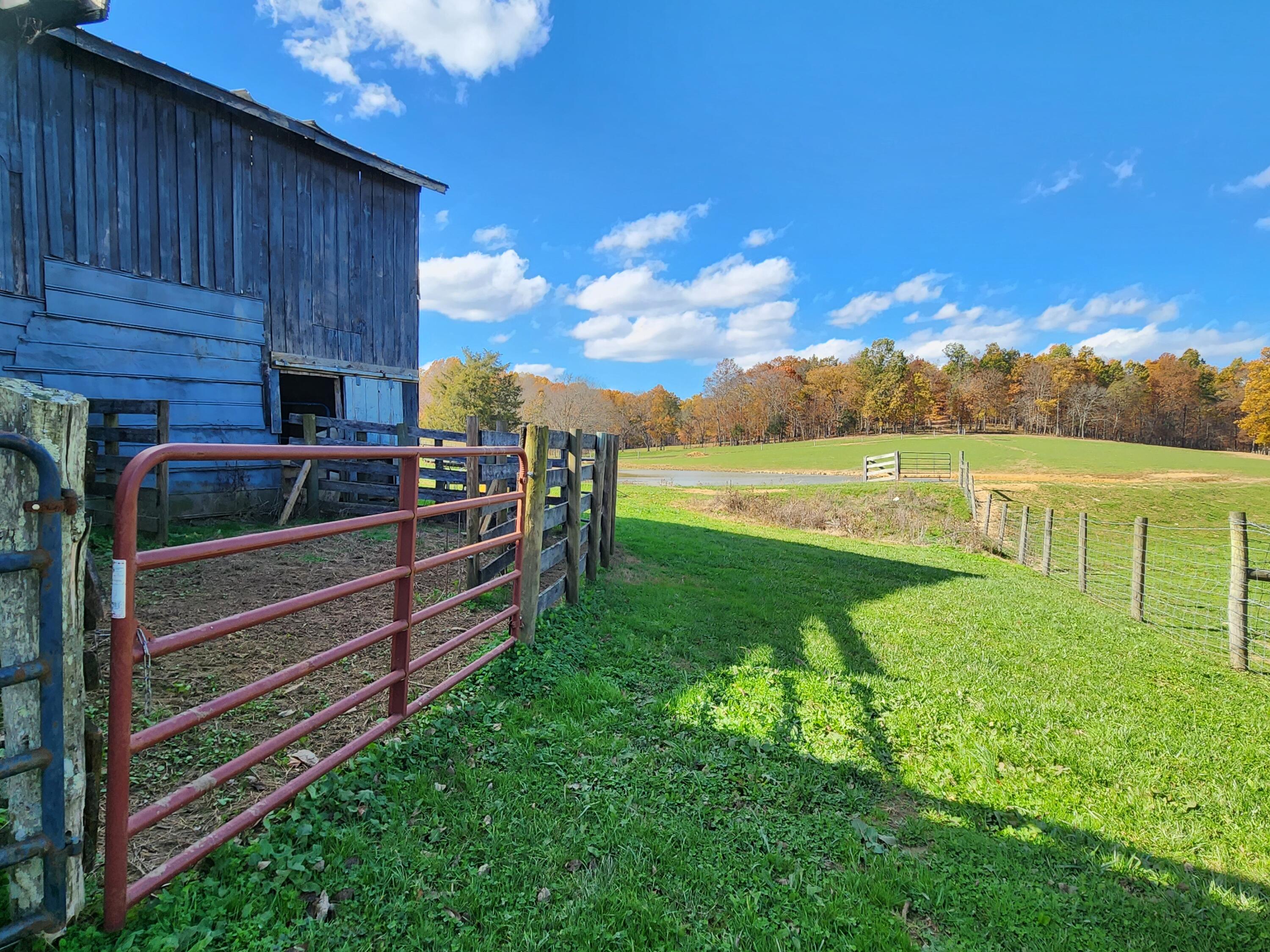 1810 Twin Creek Road