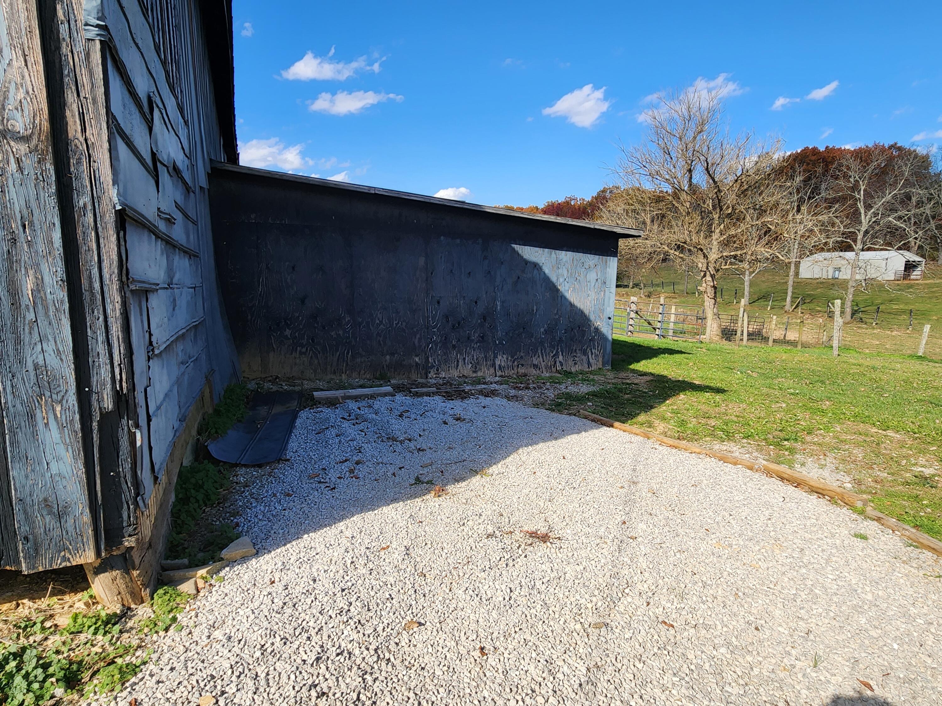 1810 Twin Creek Road