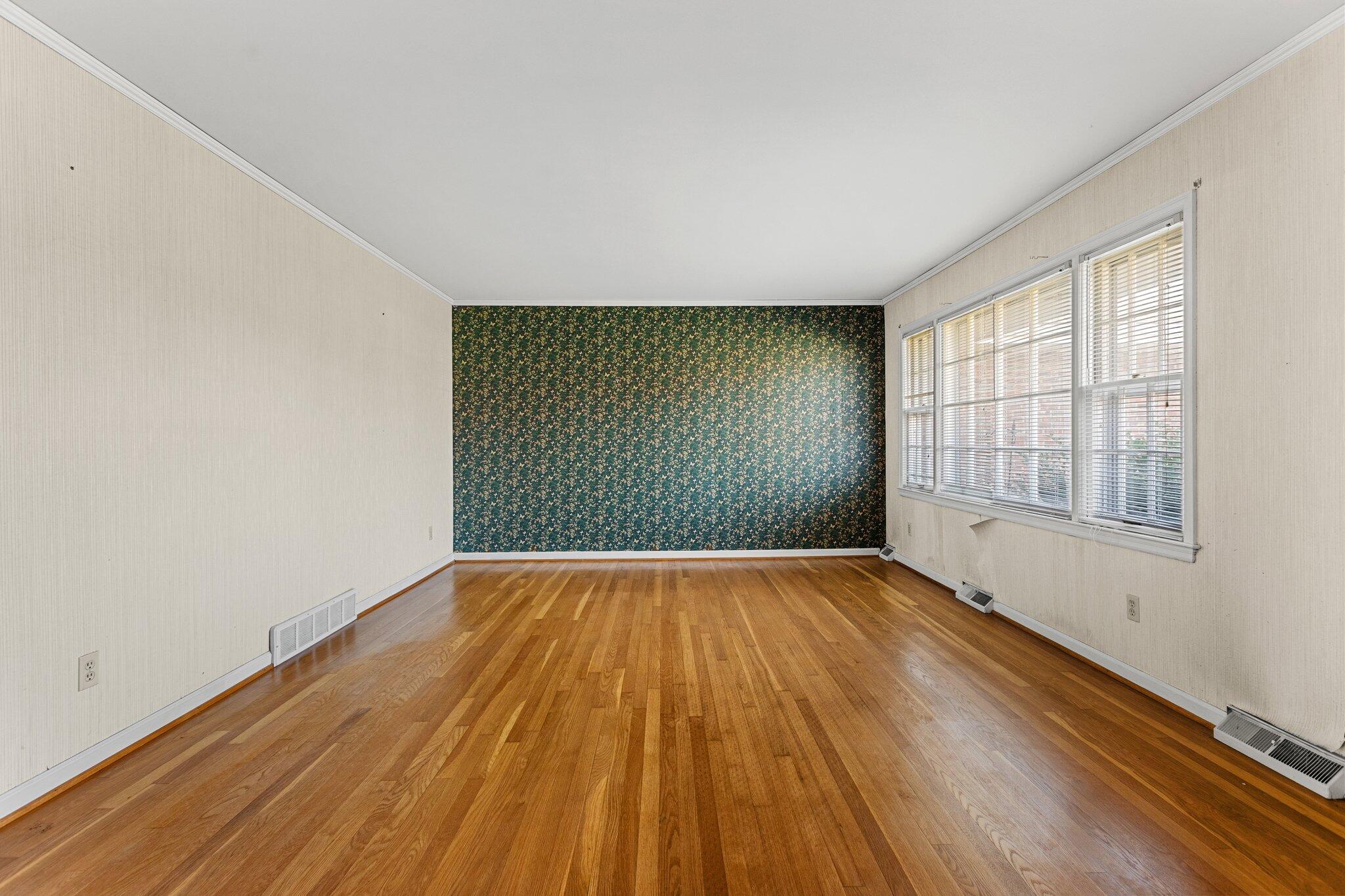 2042 Old Nassau Road