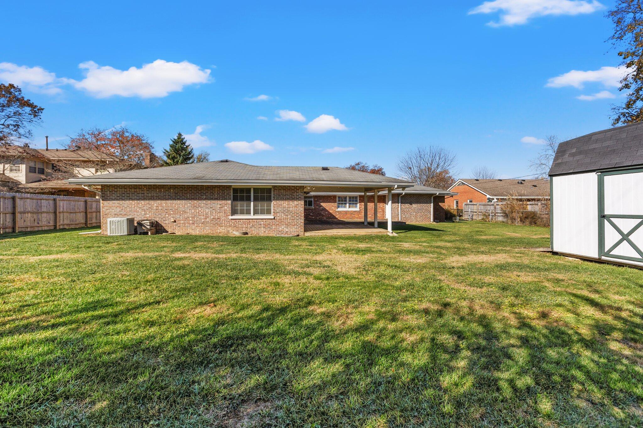 2042 Old Nassau Road