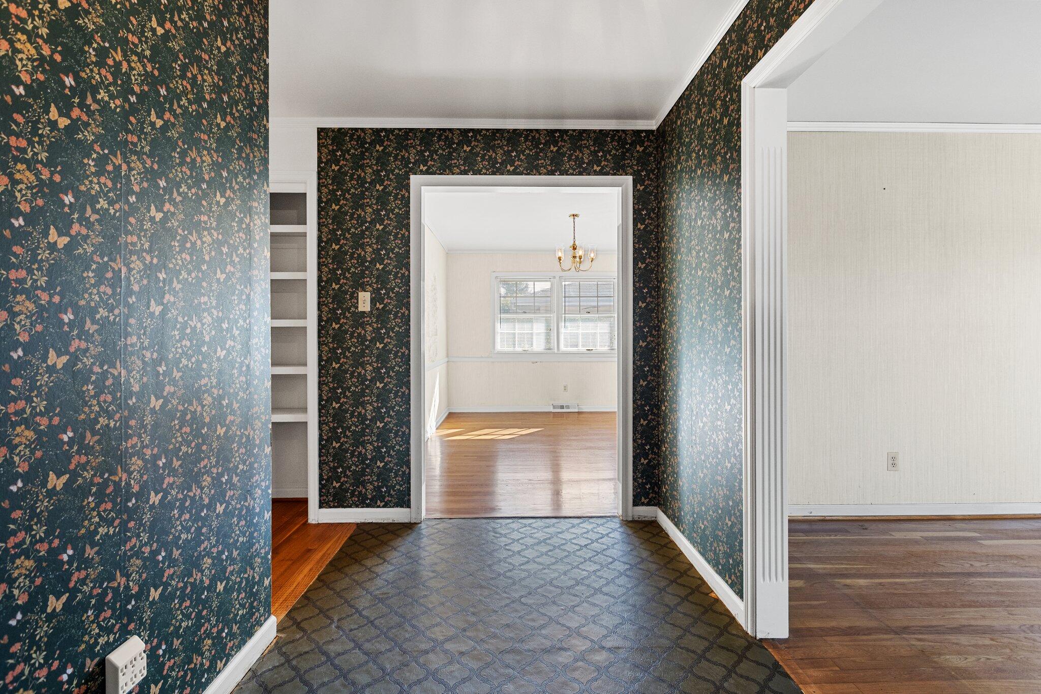 2042 Old Nassau Road