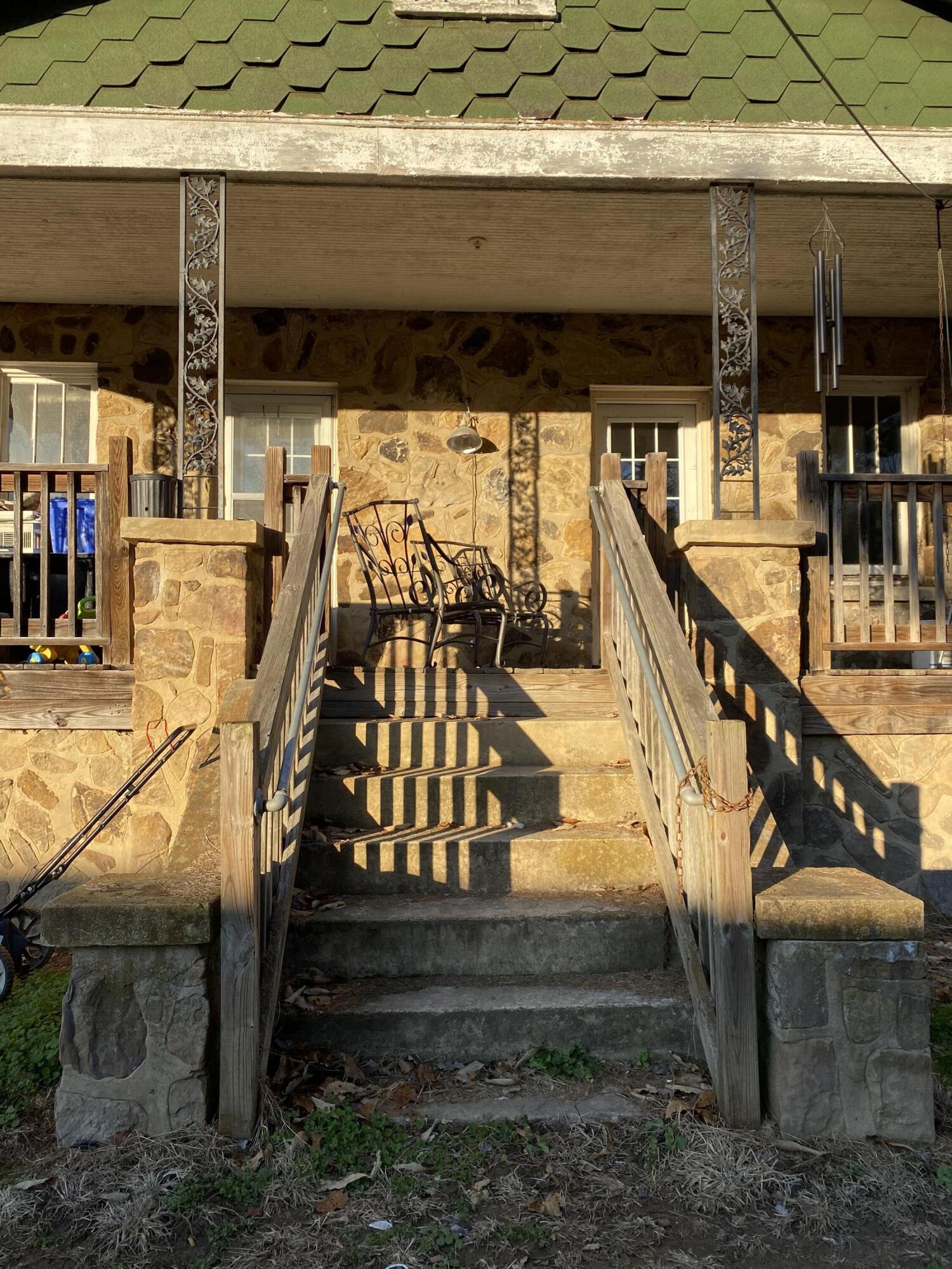 101 Doe Gap Branch Road
