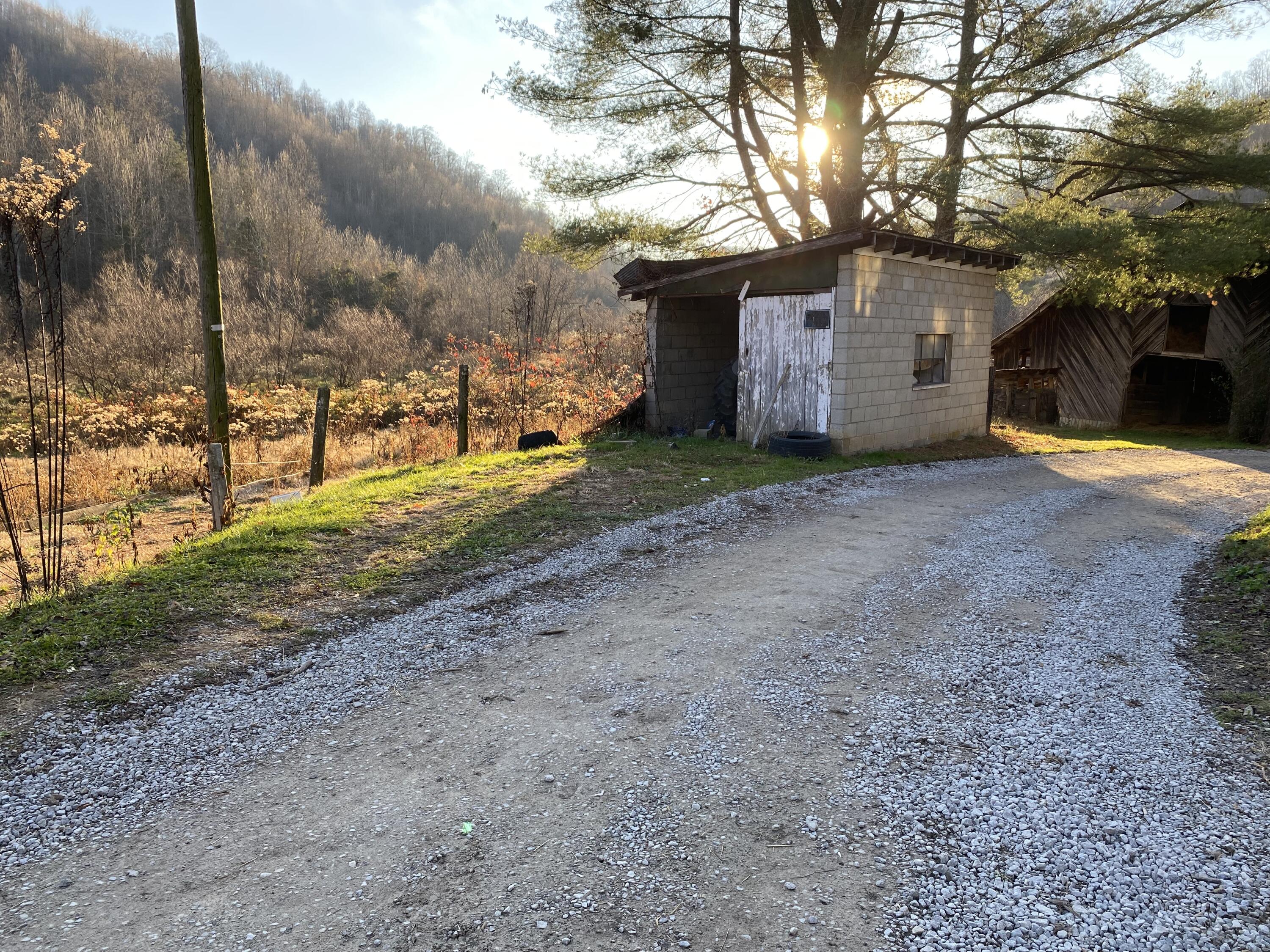 101 Doe Gap Branch Road