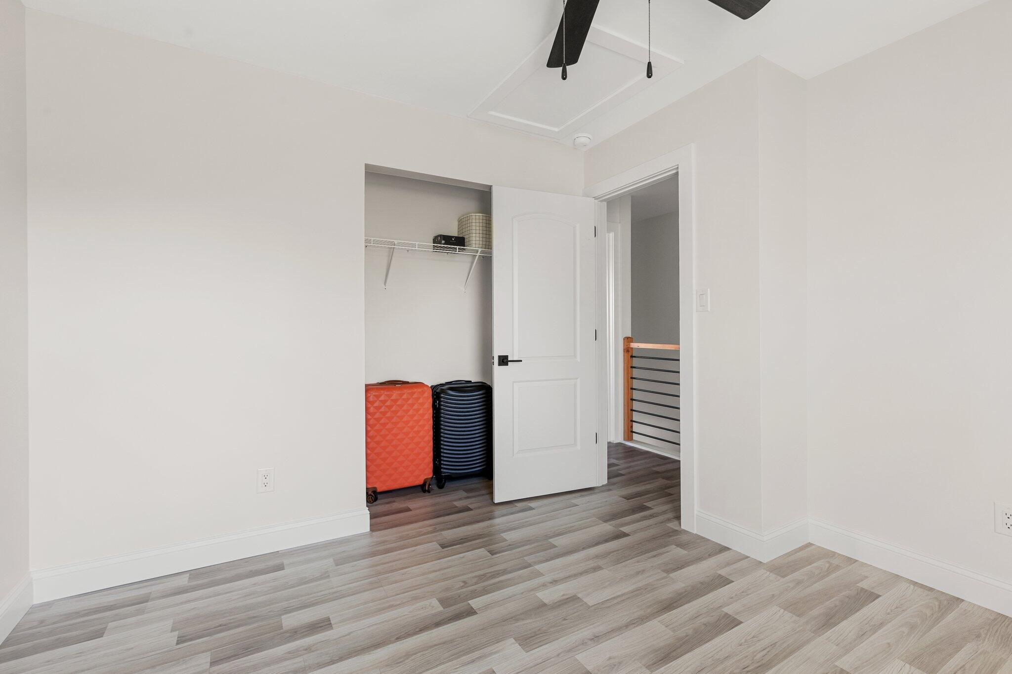 305 Lake Street Unit: 16