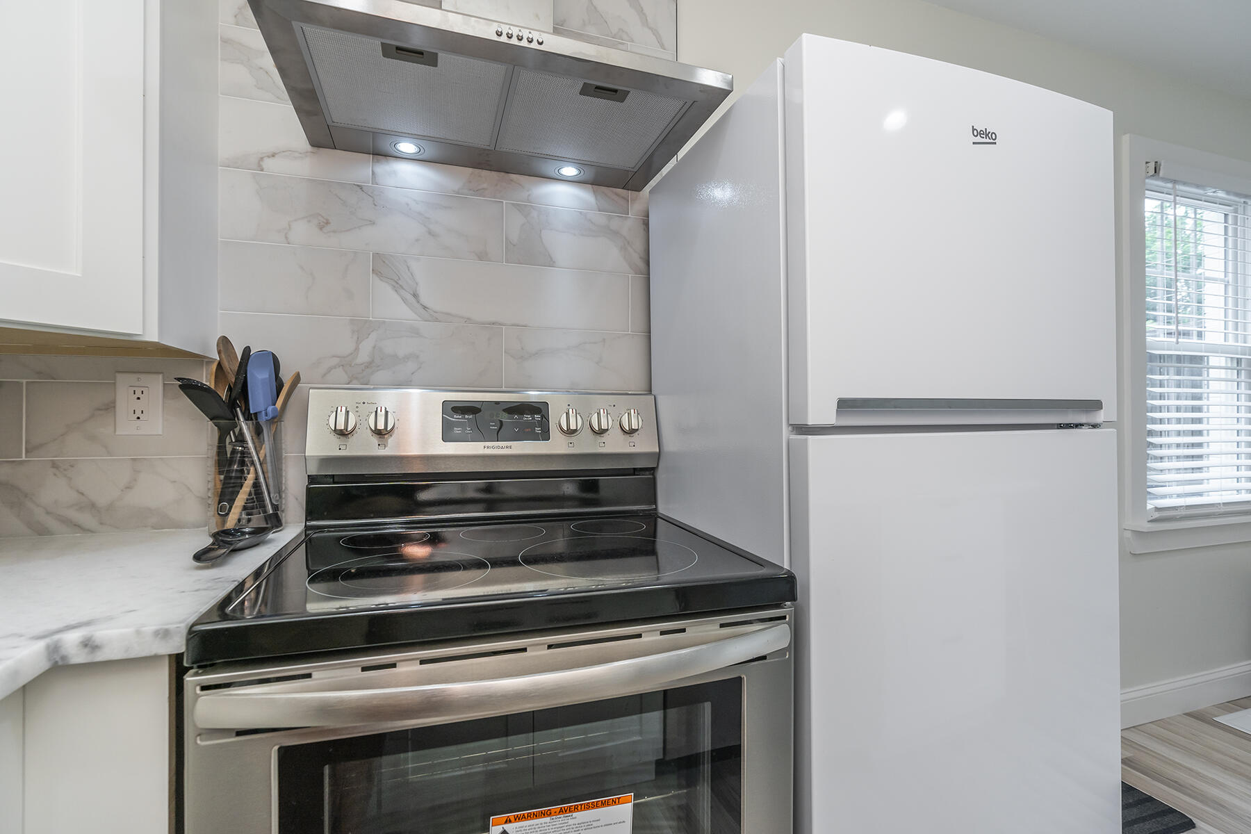 305 Lake Street Unit: 16