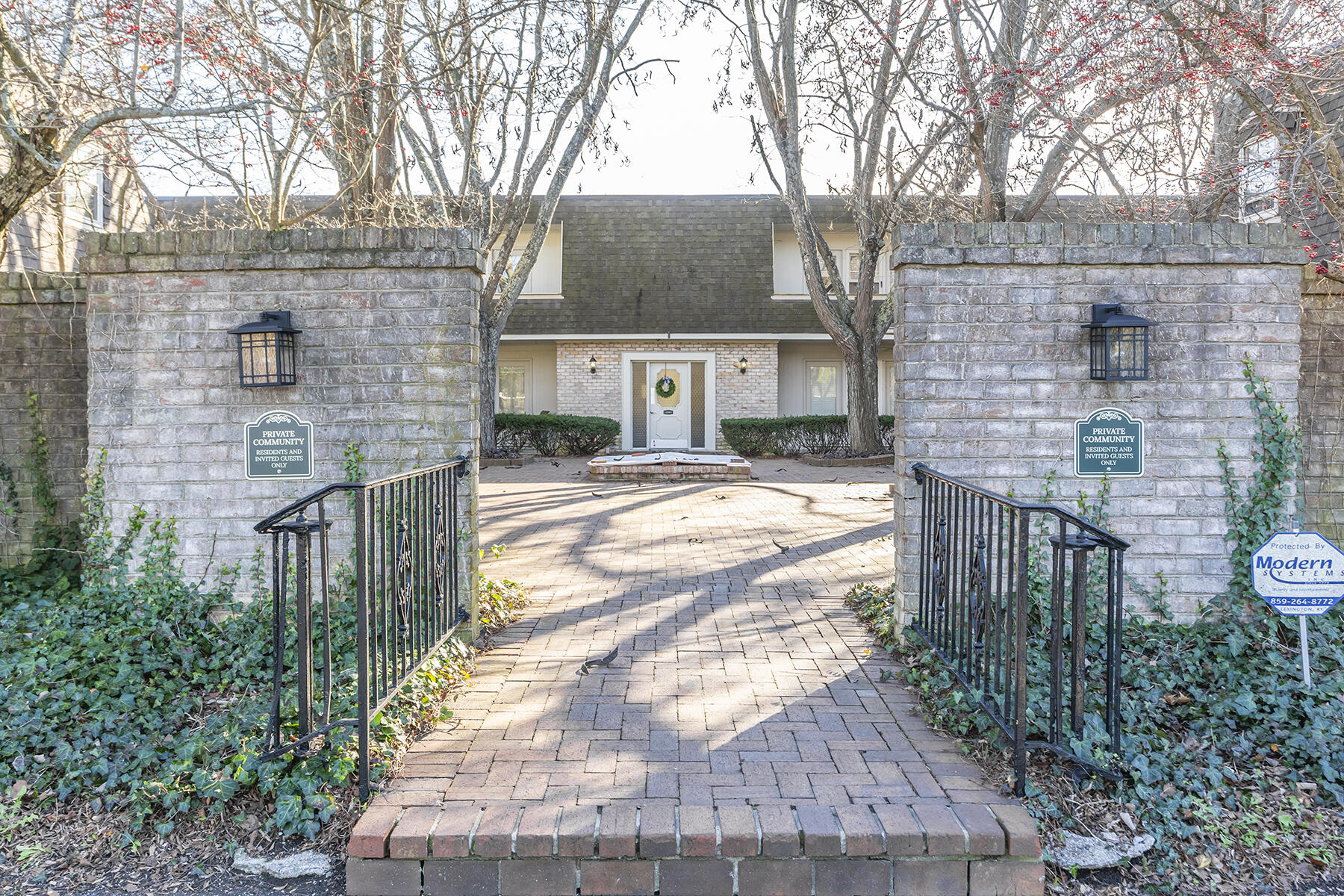 840 Malabu Drive Unit: 103