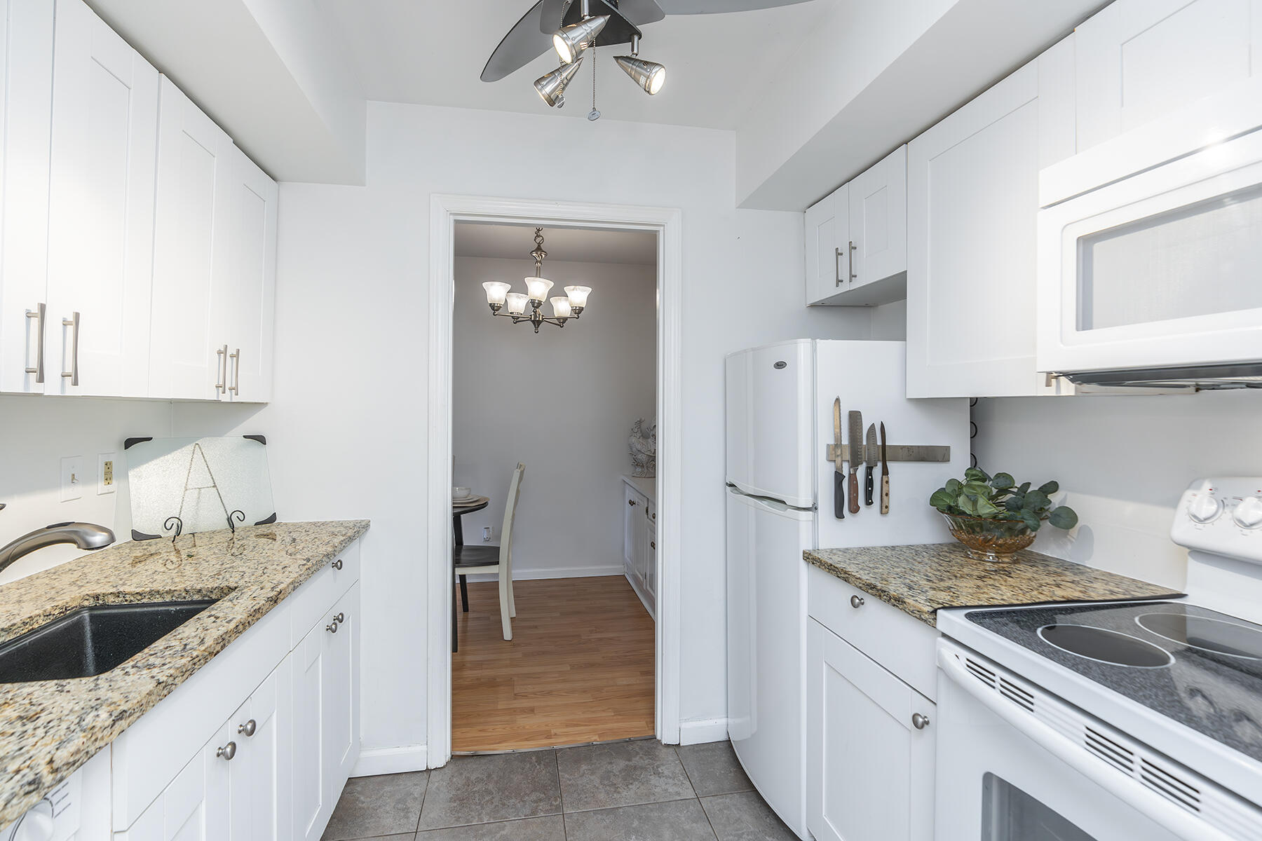 840 Malabu Drive Unit: 103